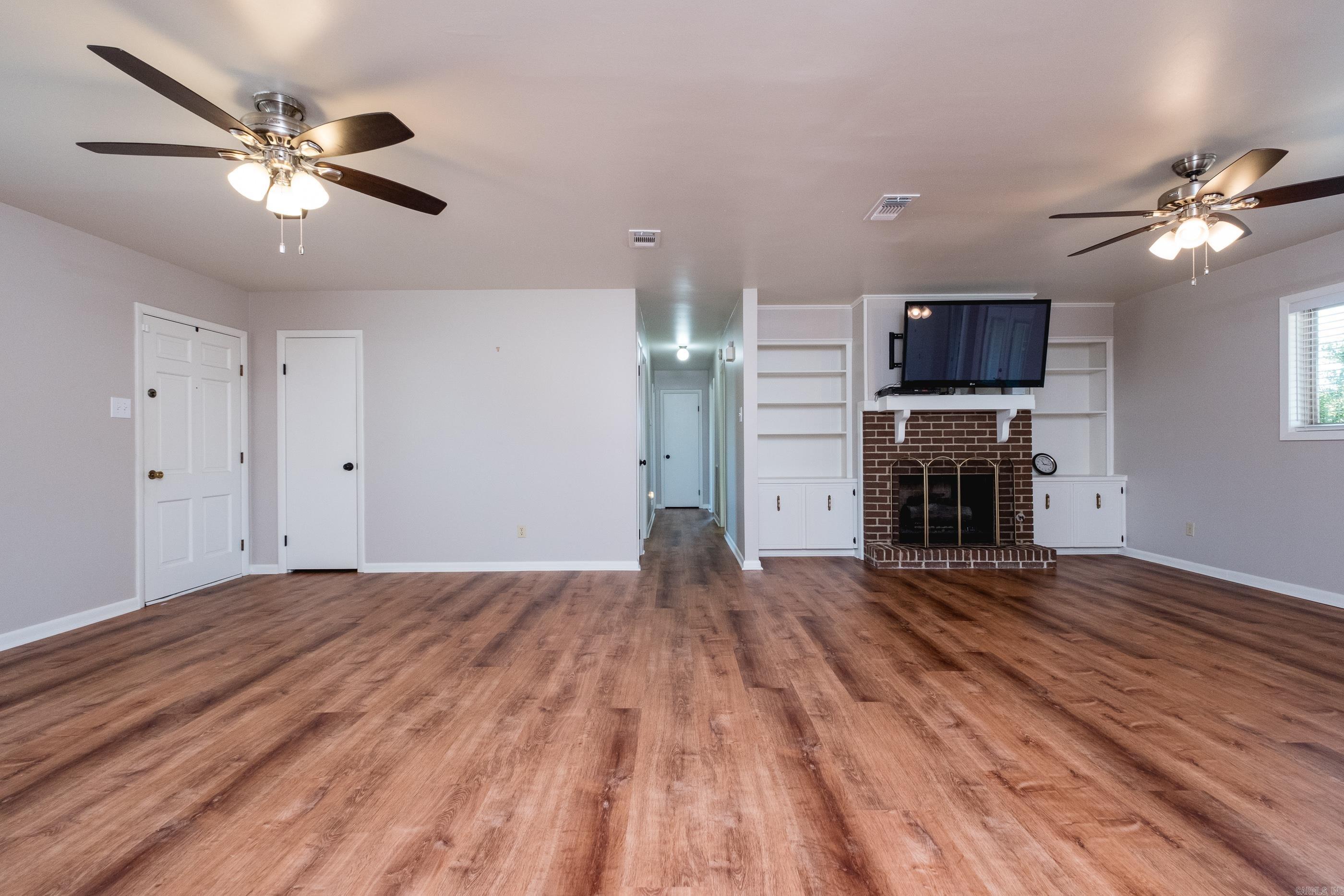 WALNUT VALLEY - Residential