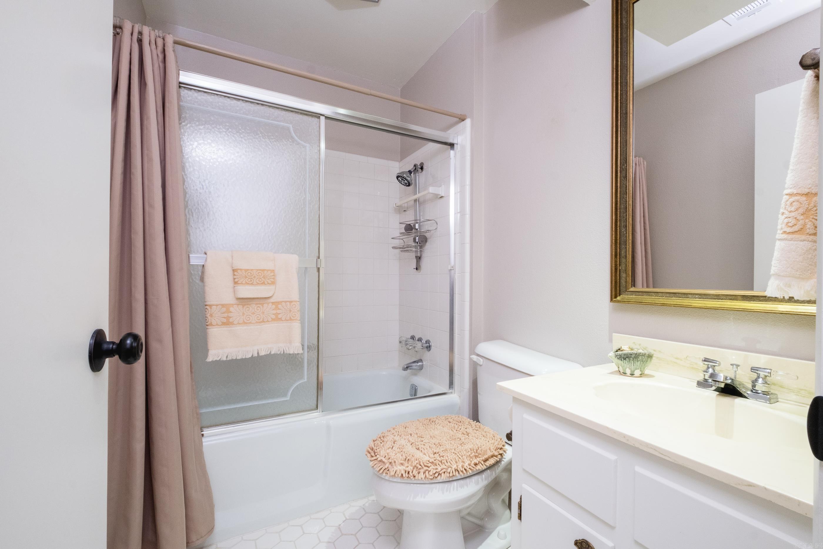 WALNUT VALLEY - Residential