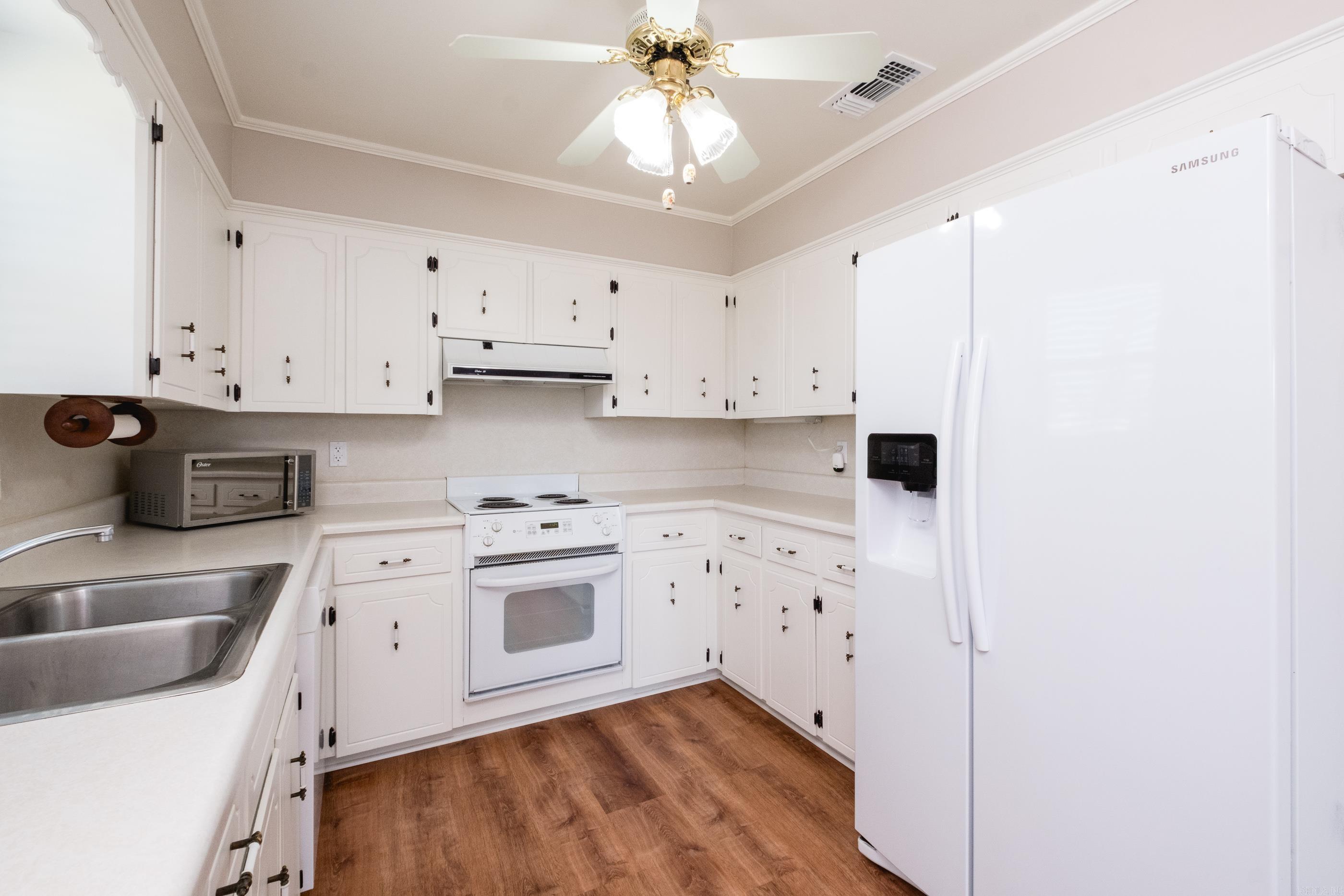 WALNUT VALLEY - Residential