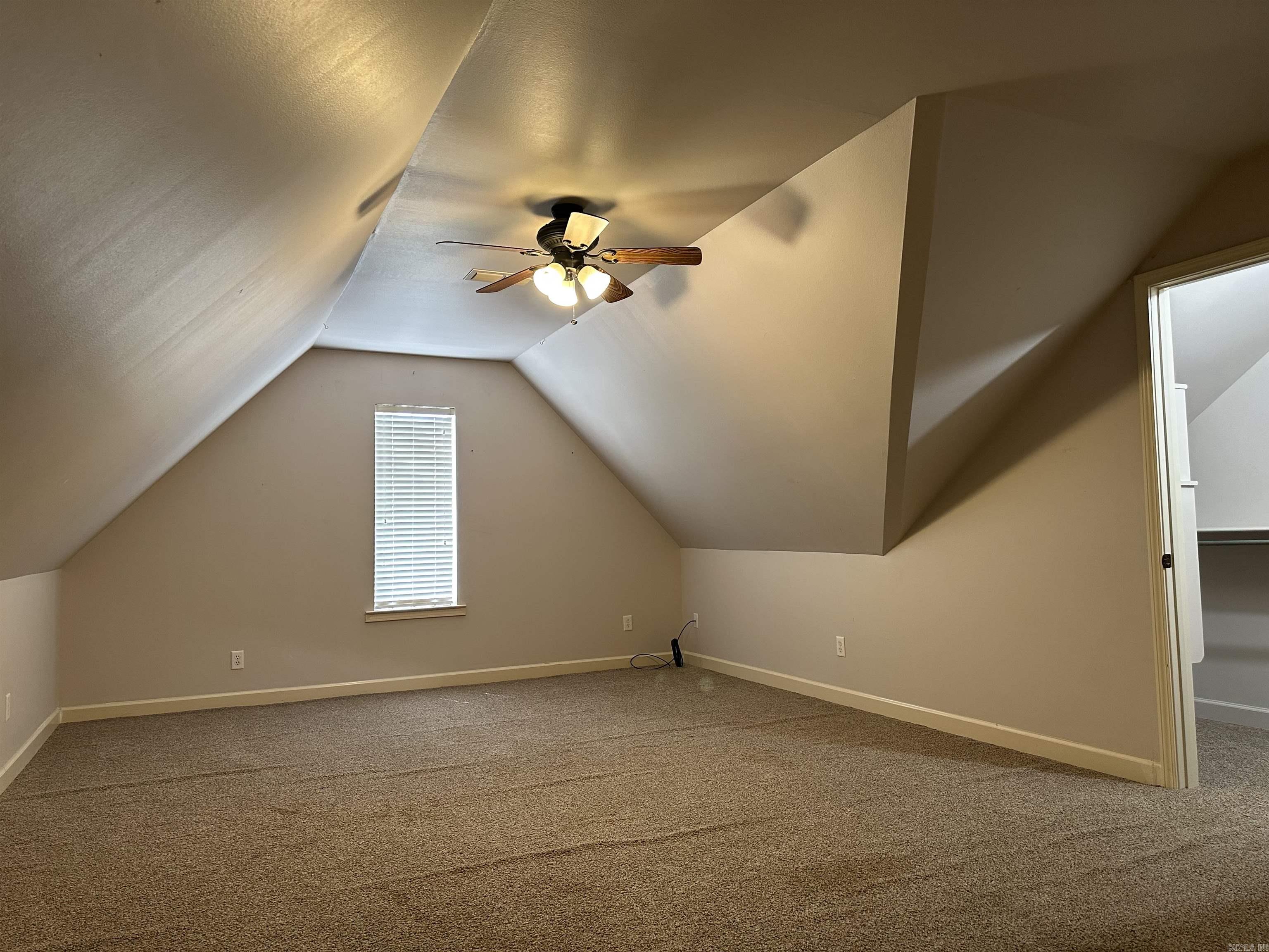 HURRICANE MEADOWS - Residential