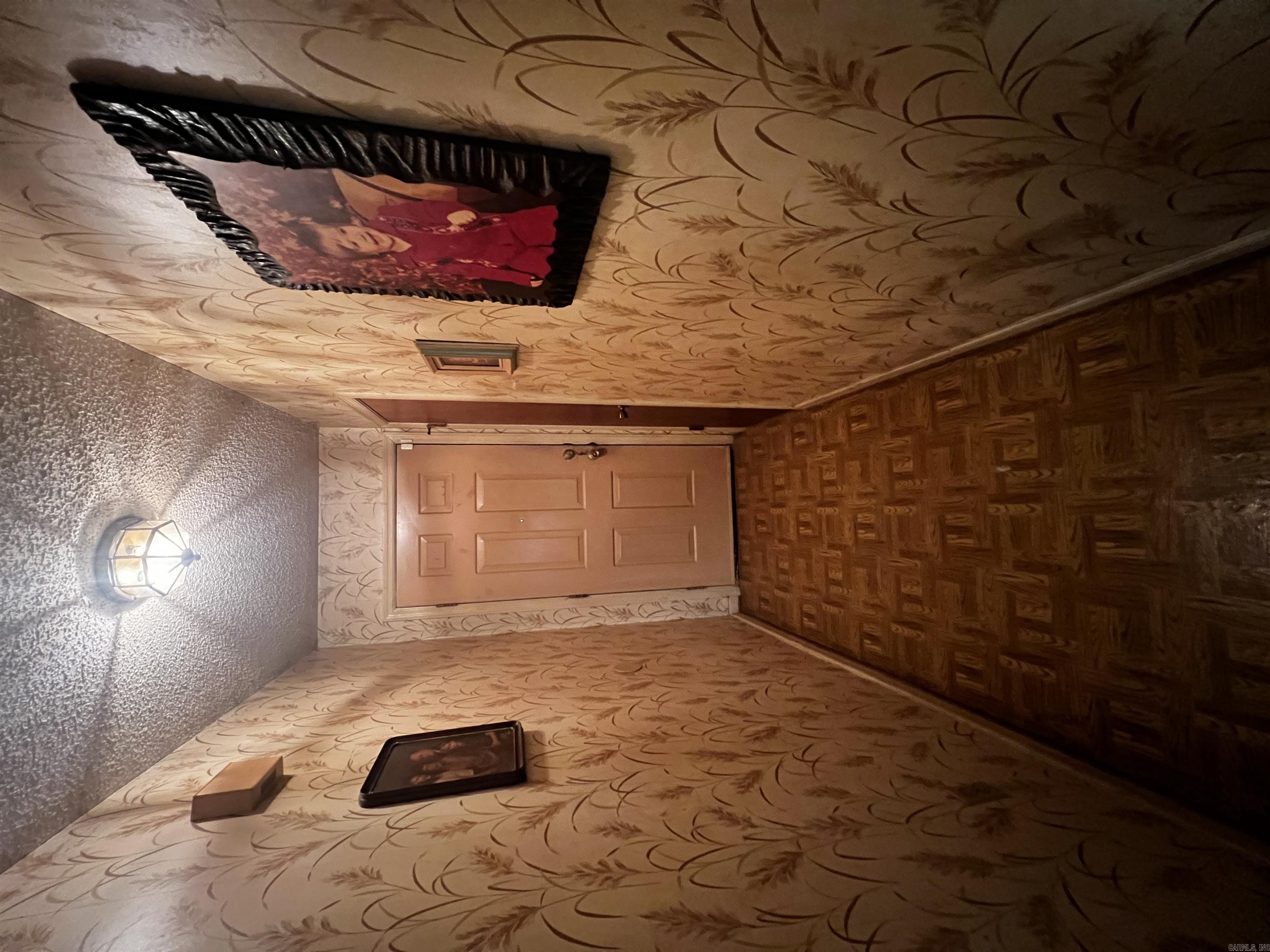 OXFORD VALLEY - Residential