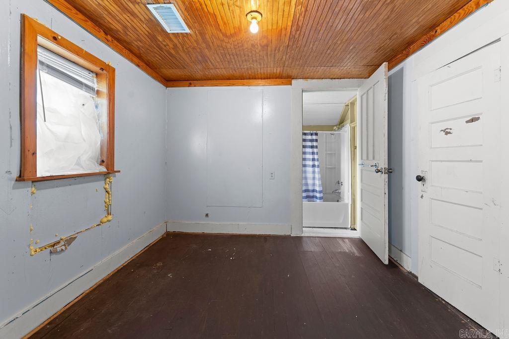 Metes & Bounds - Residential