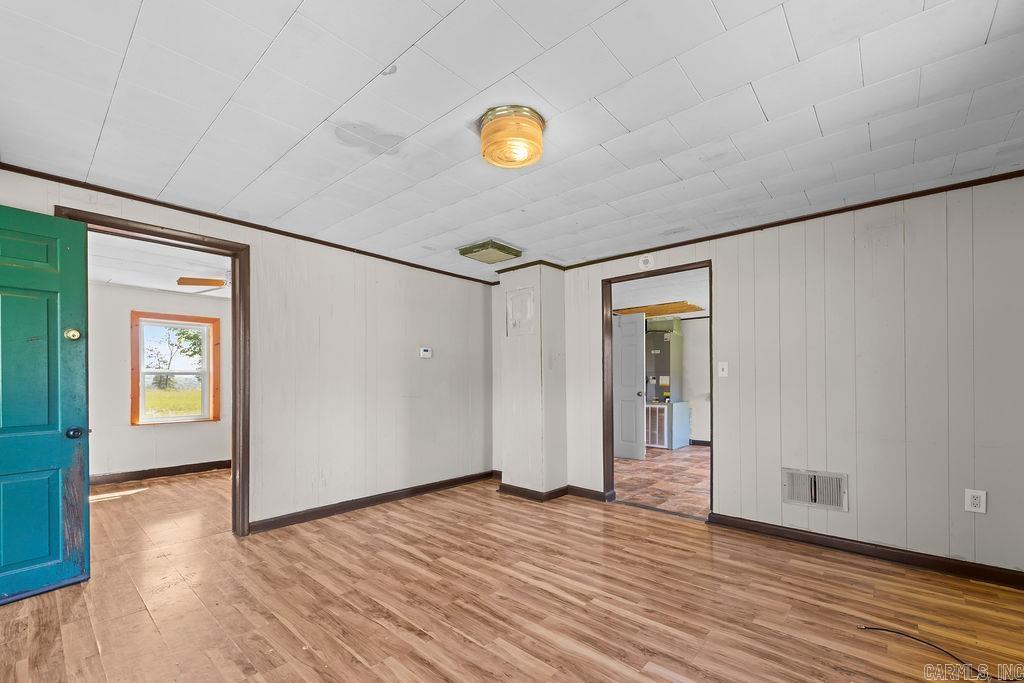 Metes & Bounds - Residential