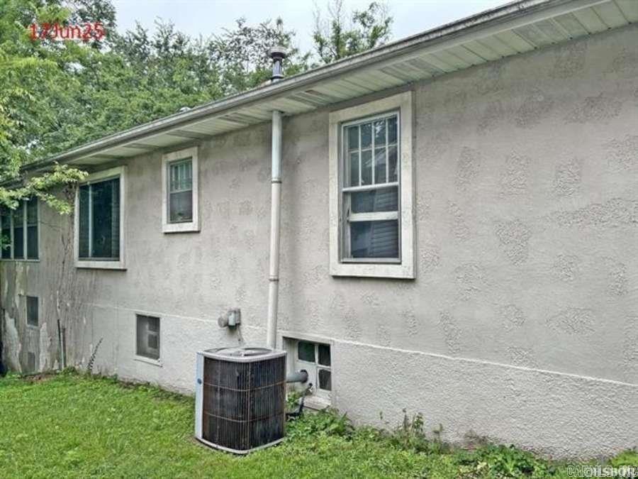 WHEATLEY, HILL - Residential