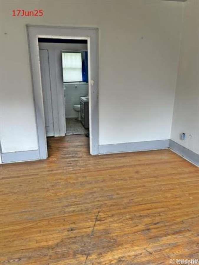 WHEATLEY, HILL - Residential
