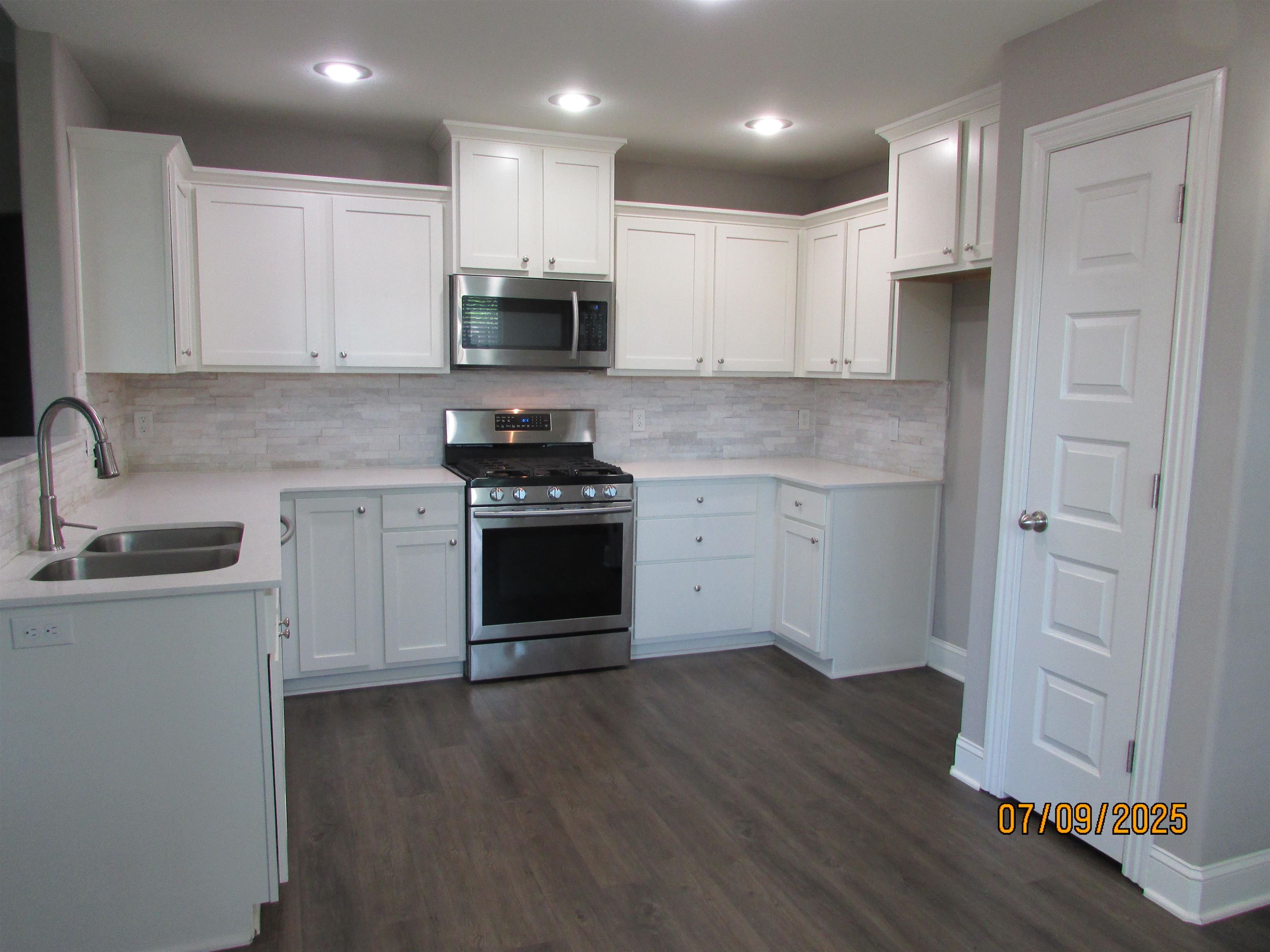 Saddle Brook Estates - Residential