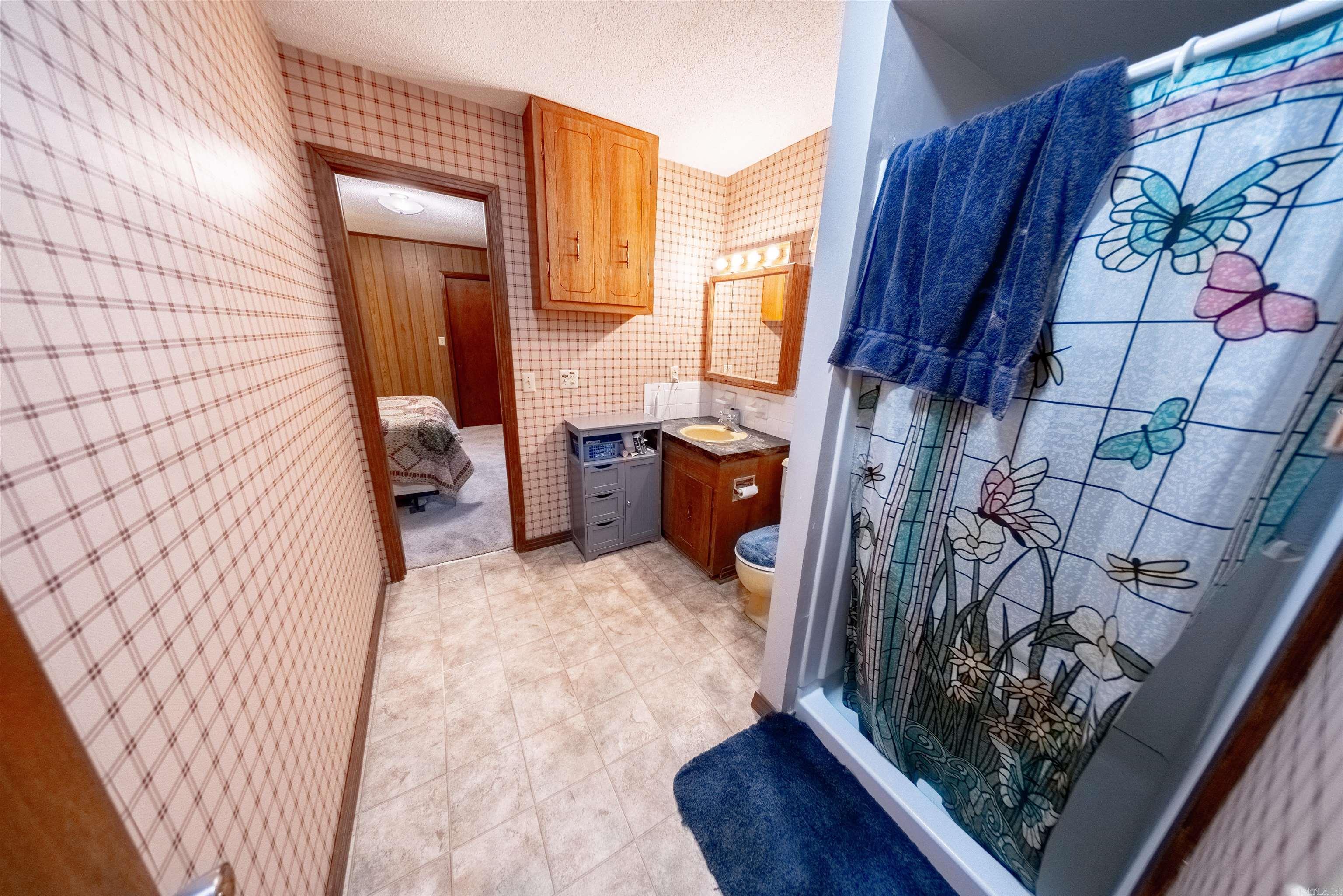 CROWN ADDITION - Residential