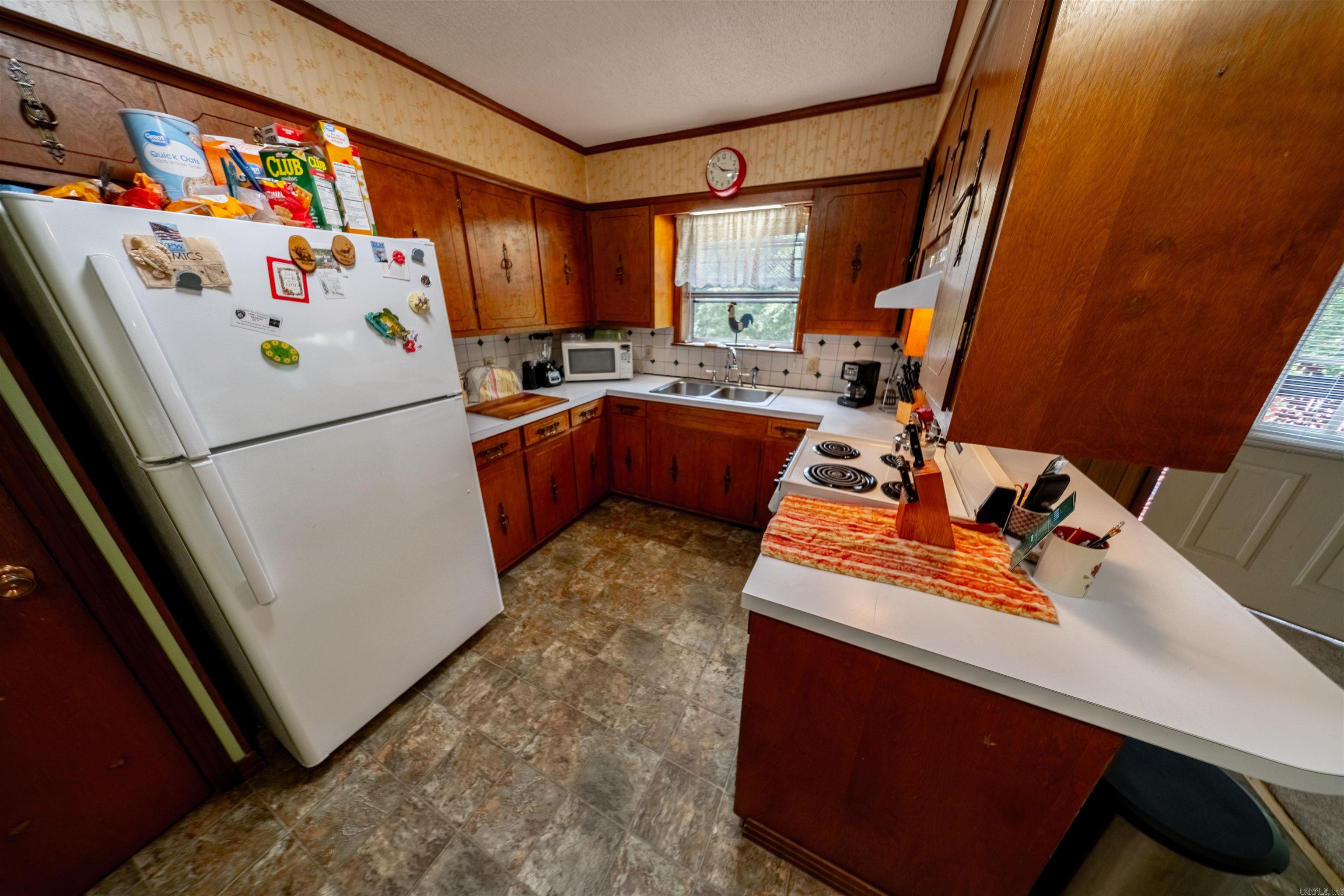 CROWN ADDITION - Residential