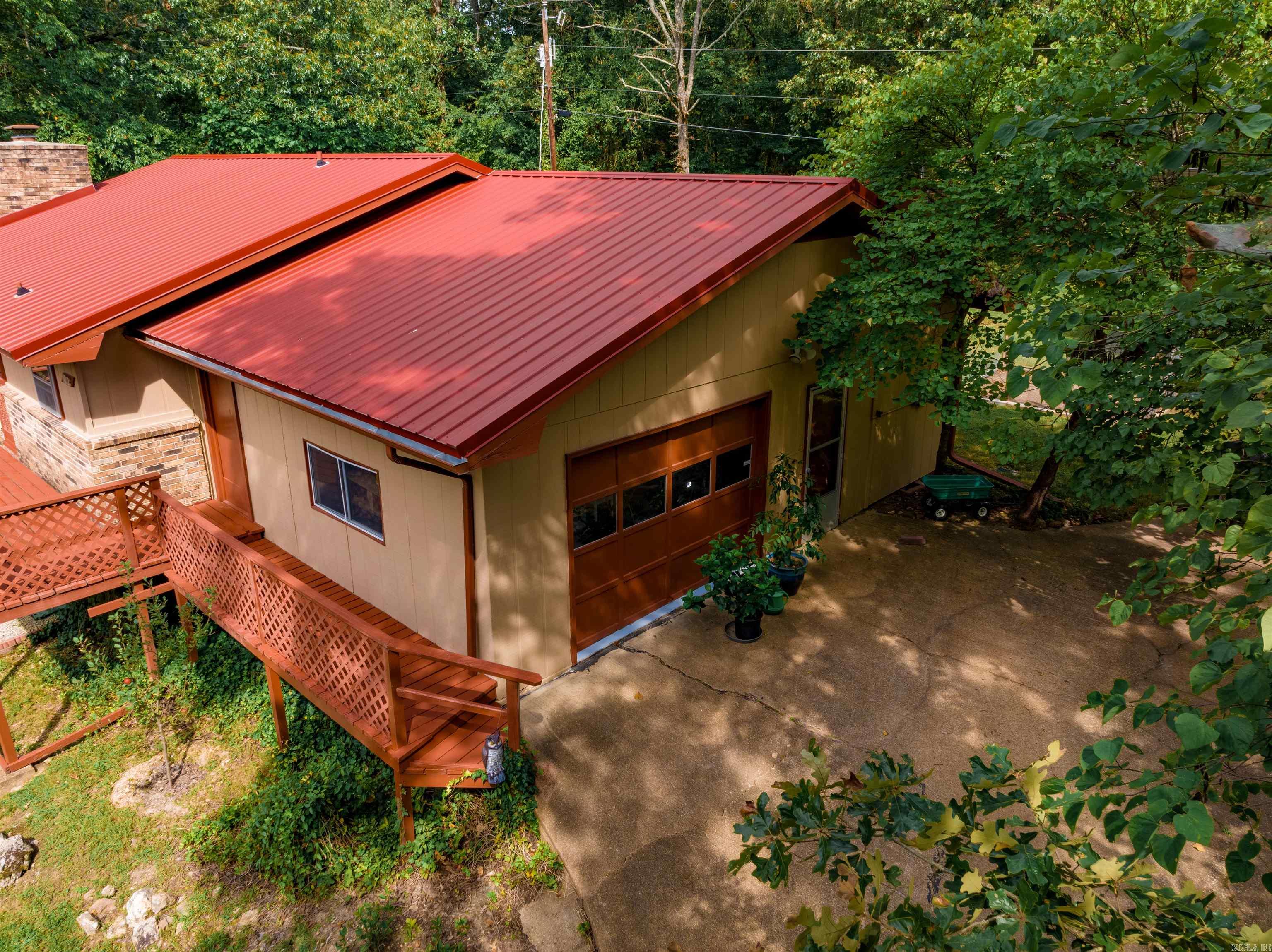 CROWN ADDITION - Residential