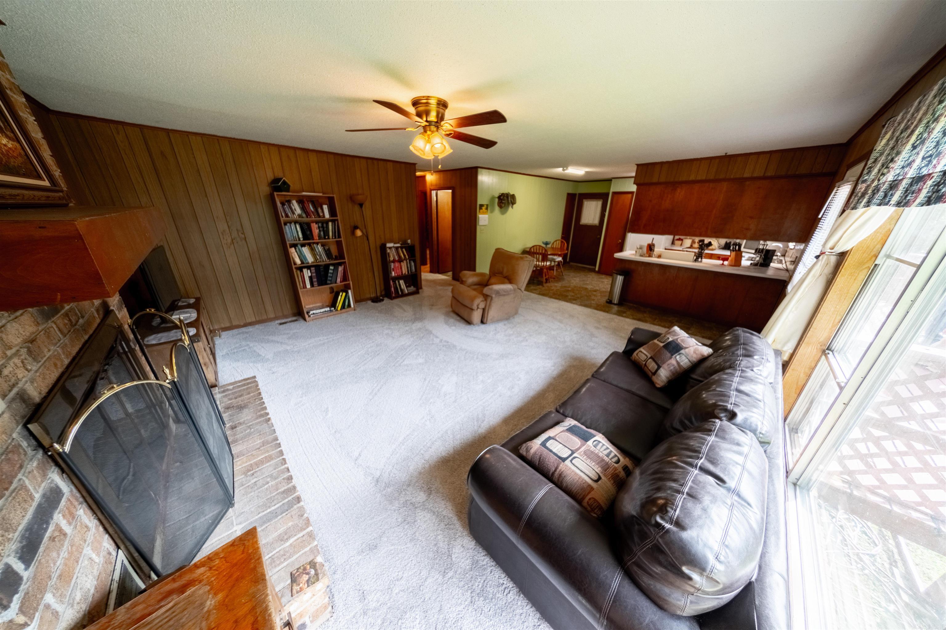 CROWN ADDITION - Residential