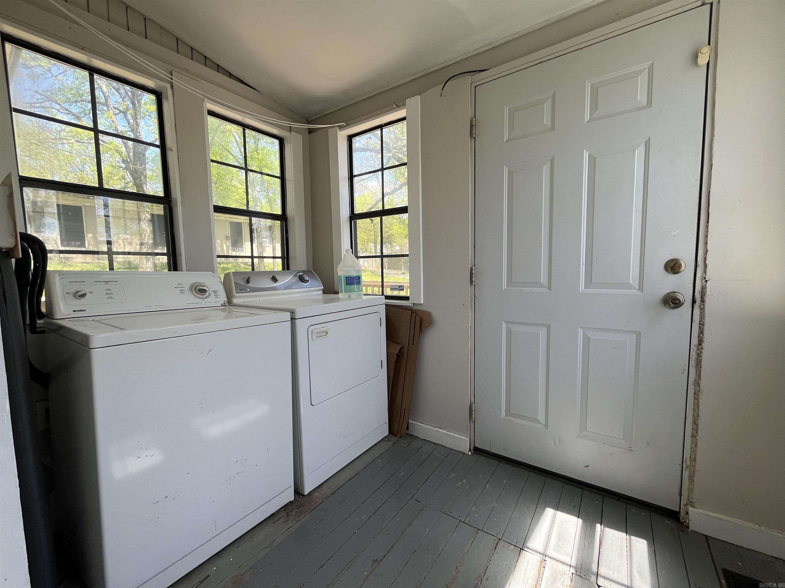 Hill Crest - Residential Lease