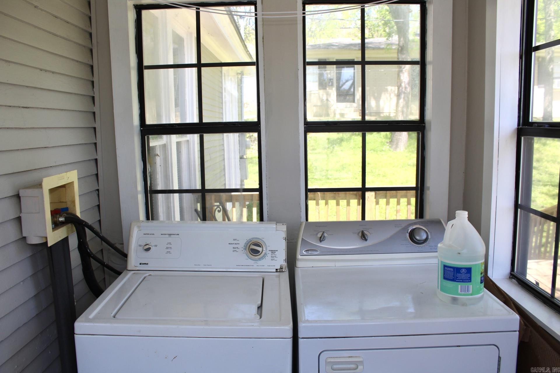 Hill Crest - Residential Lease