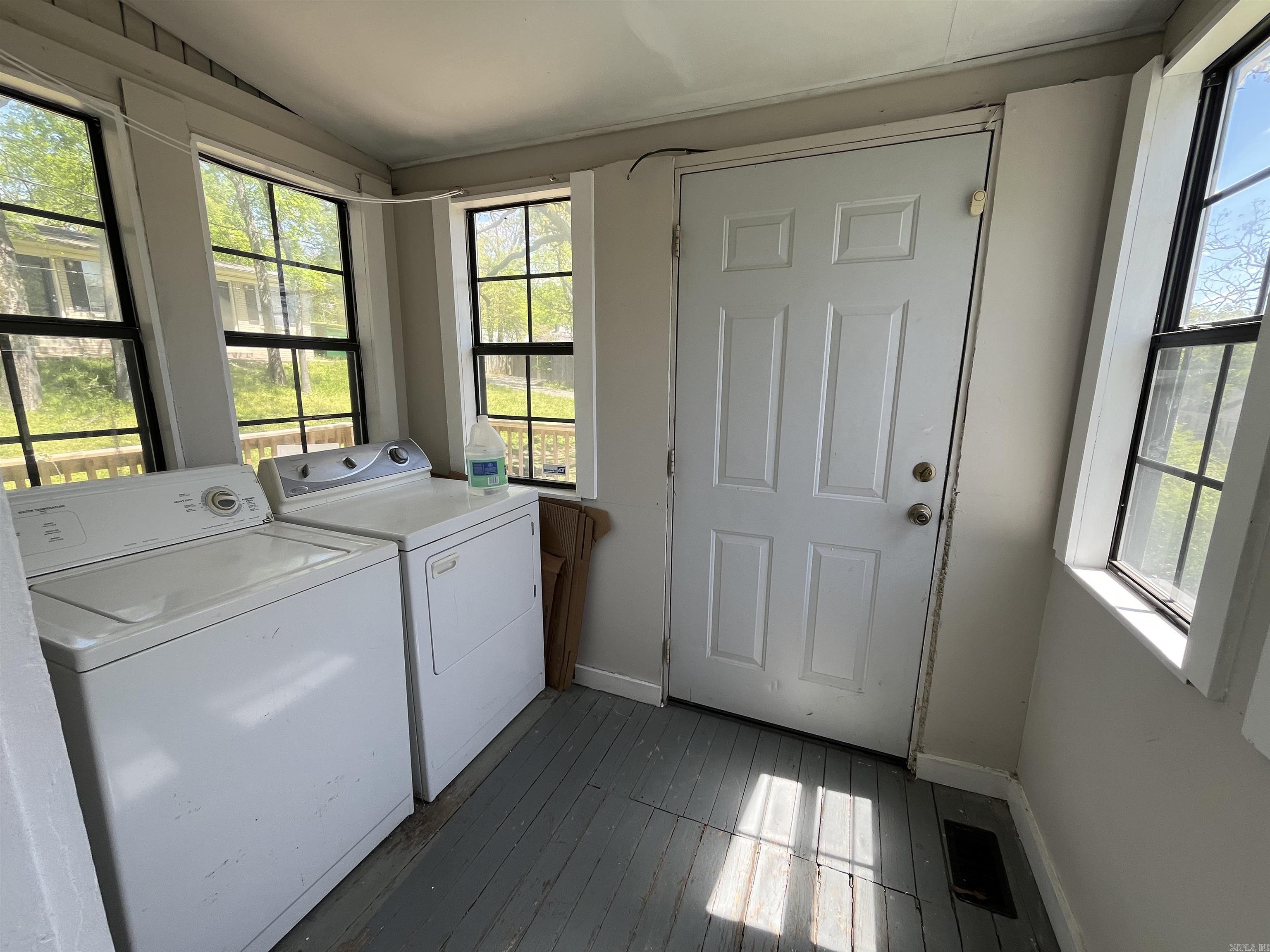 Hill Crest - Residential Lease