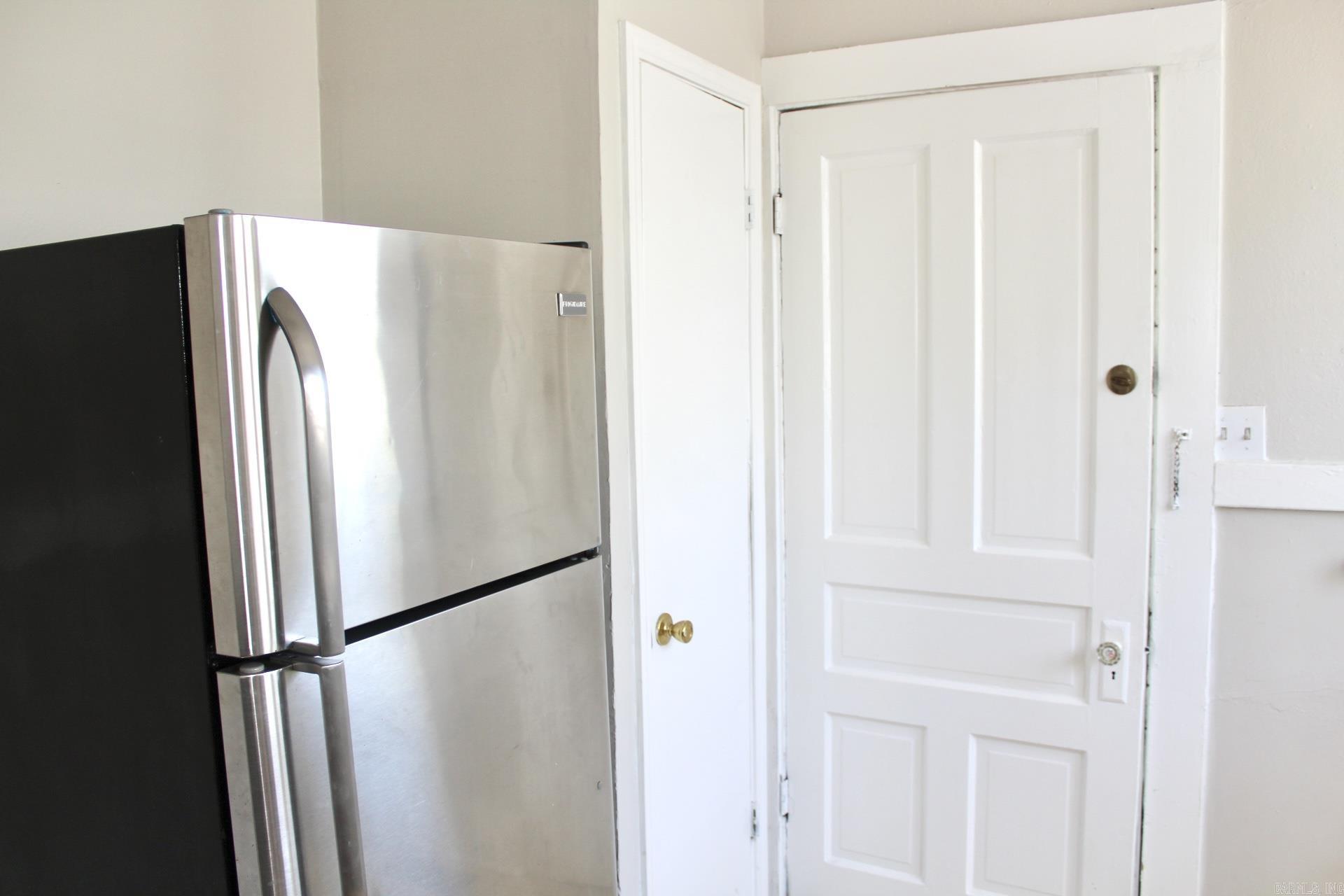 Hill Crest - Residential Lease