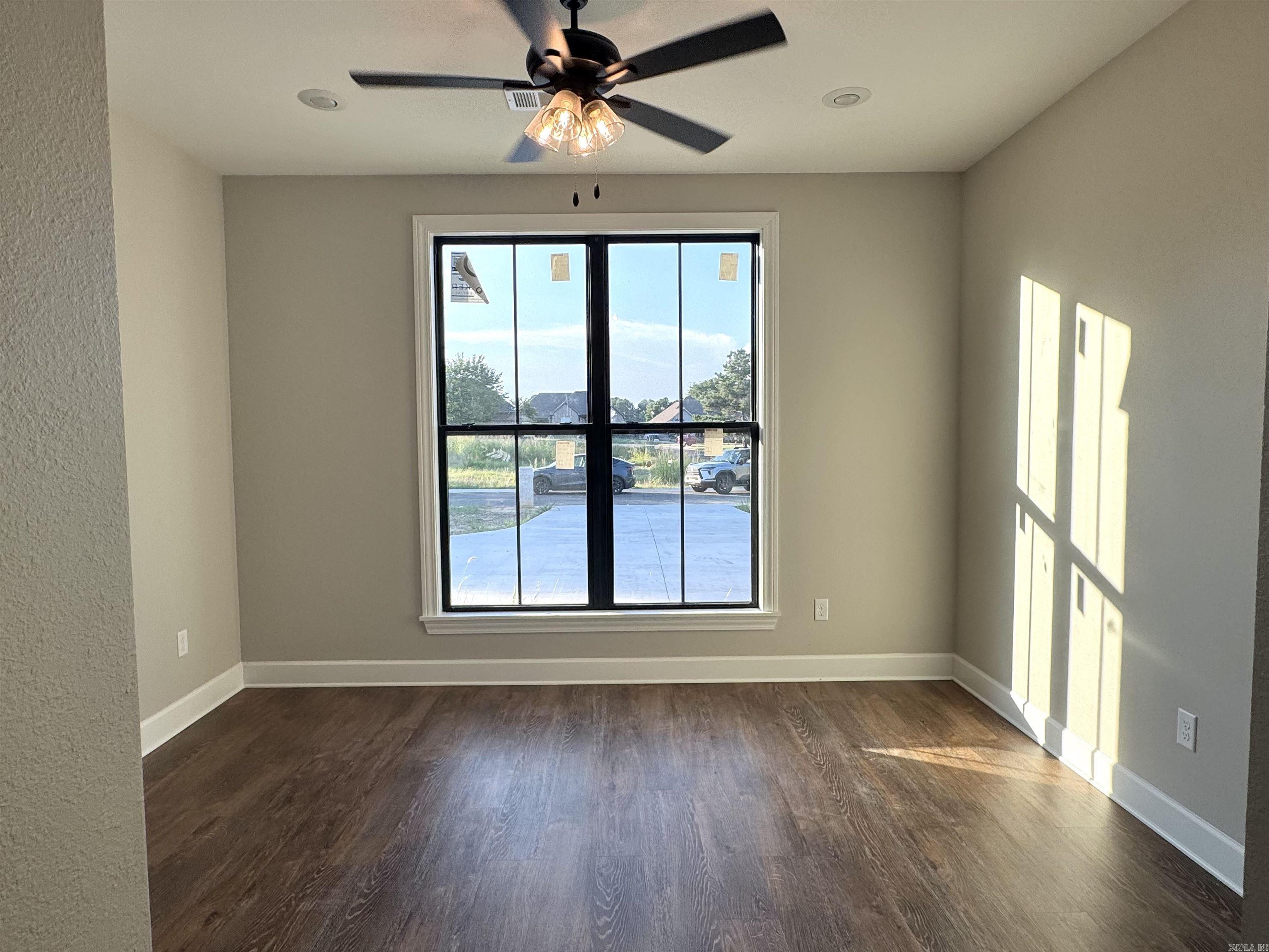 SADDLEBROOK EST - Residential