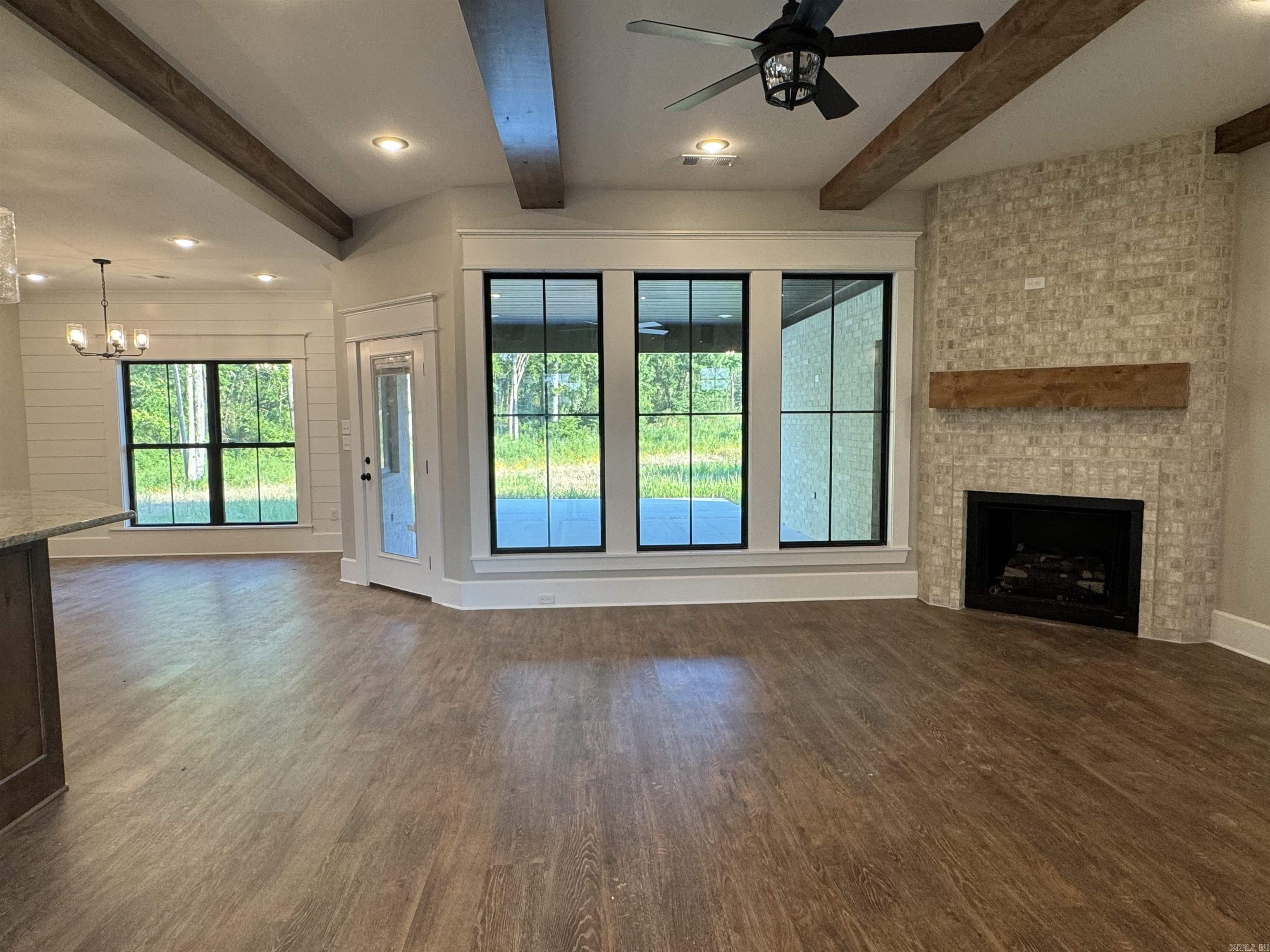 SADDLEBROOK EST - Residential