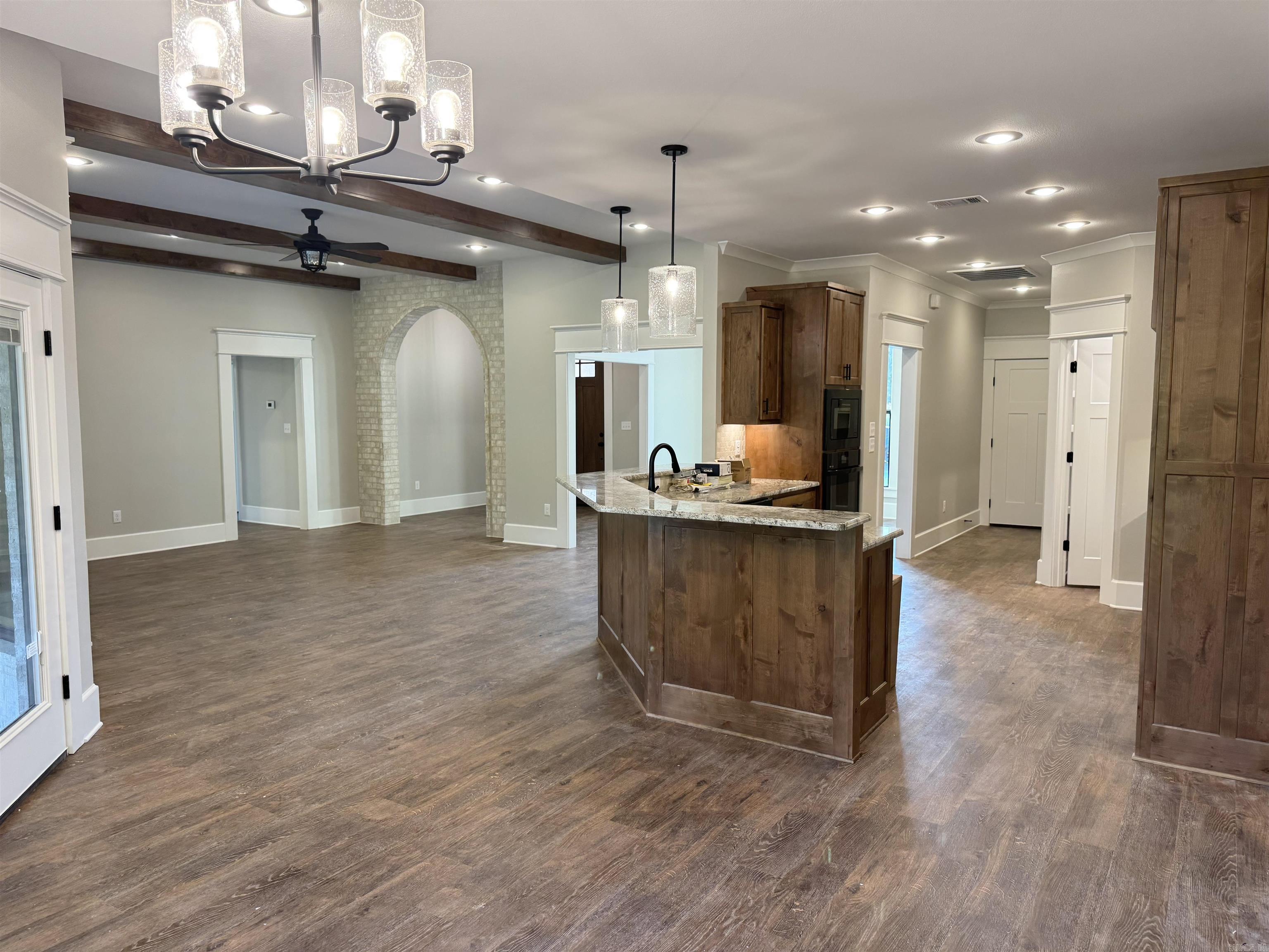 SADDLEBROOK EST - Residential