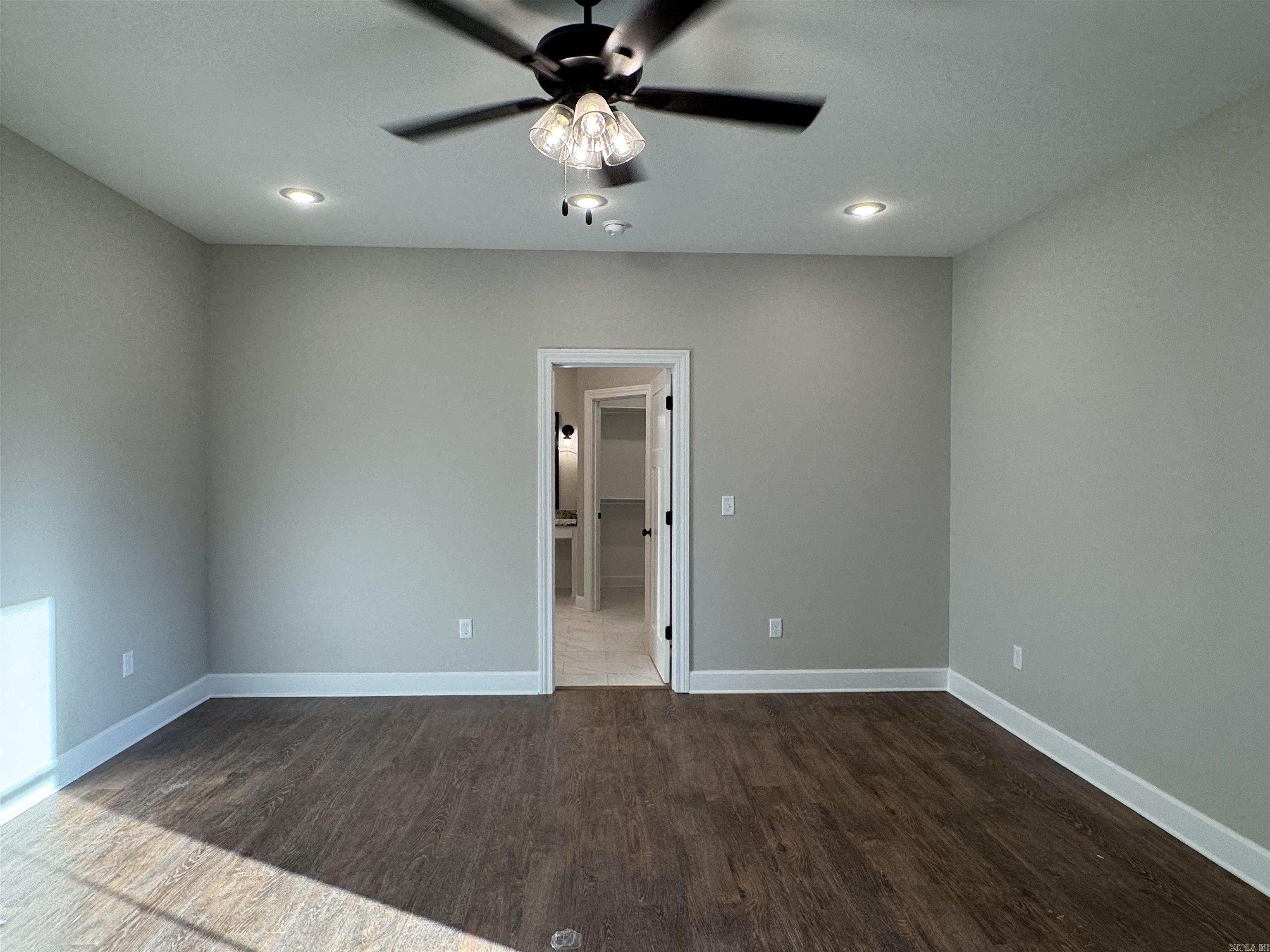 SADDLEBROOK EST - Residential