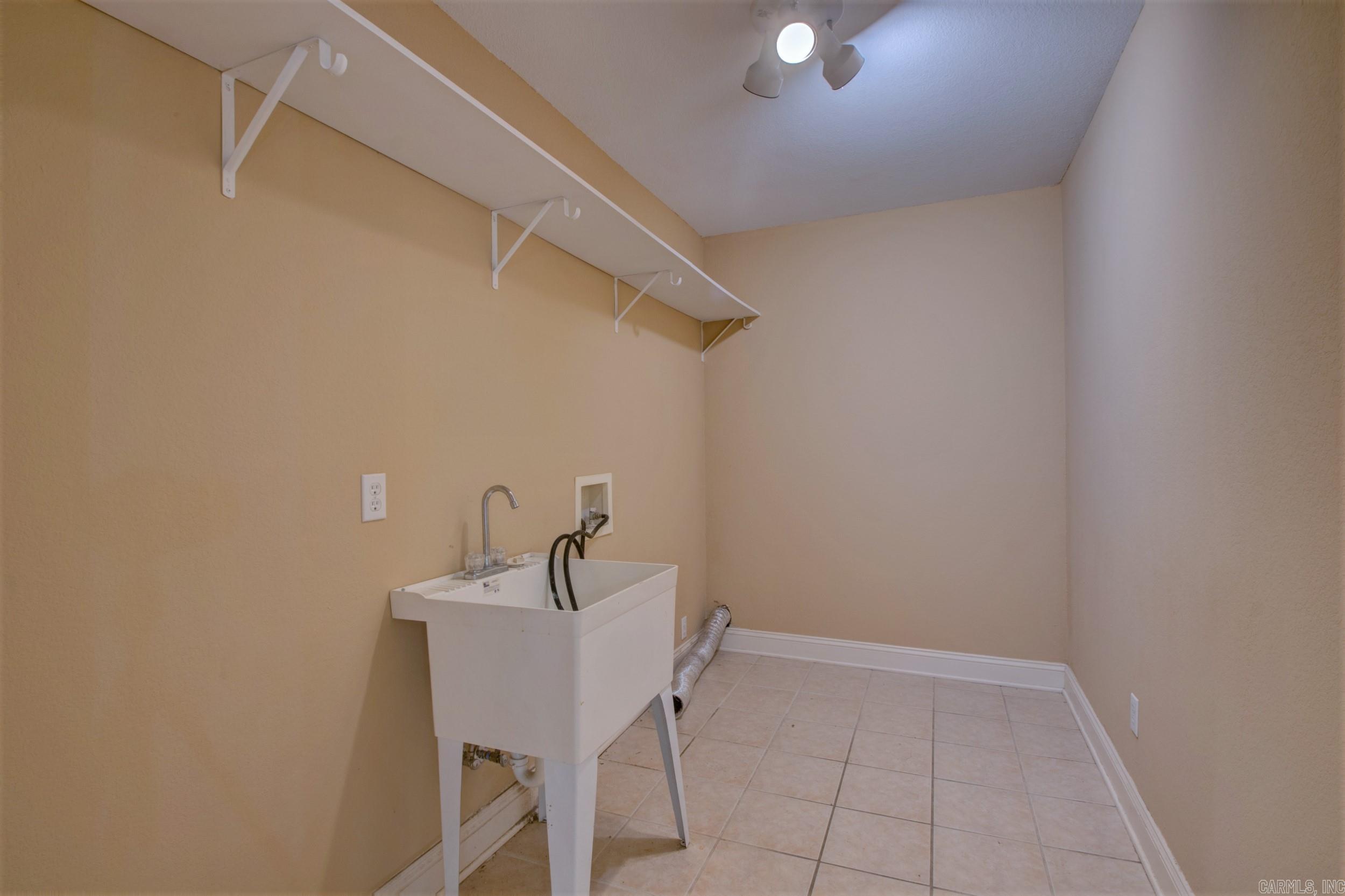 SILVER LEAF - Residential