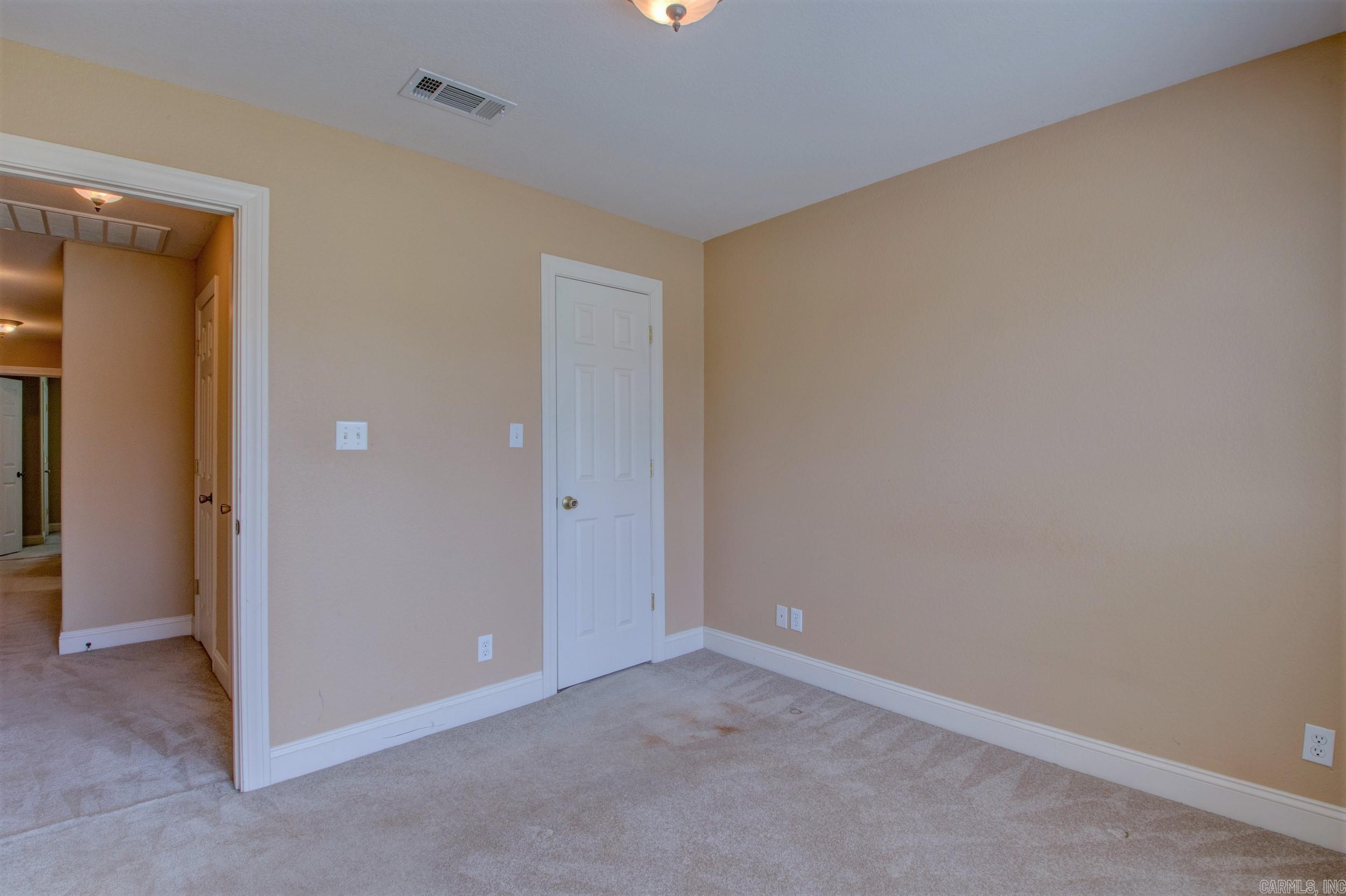 SILVER LEAF - Residential