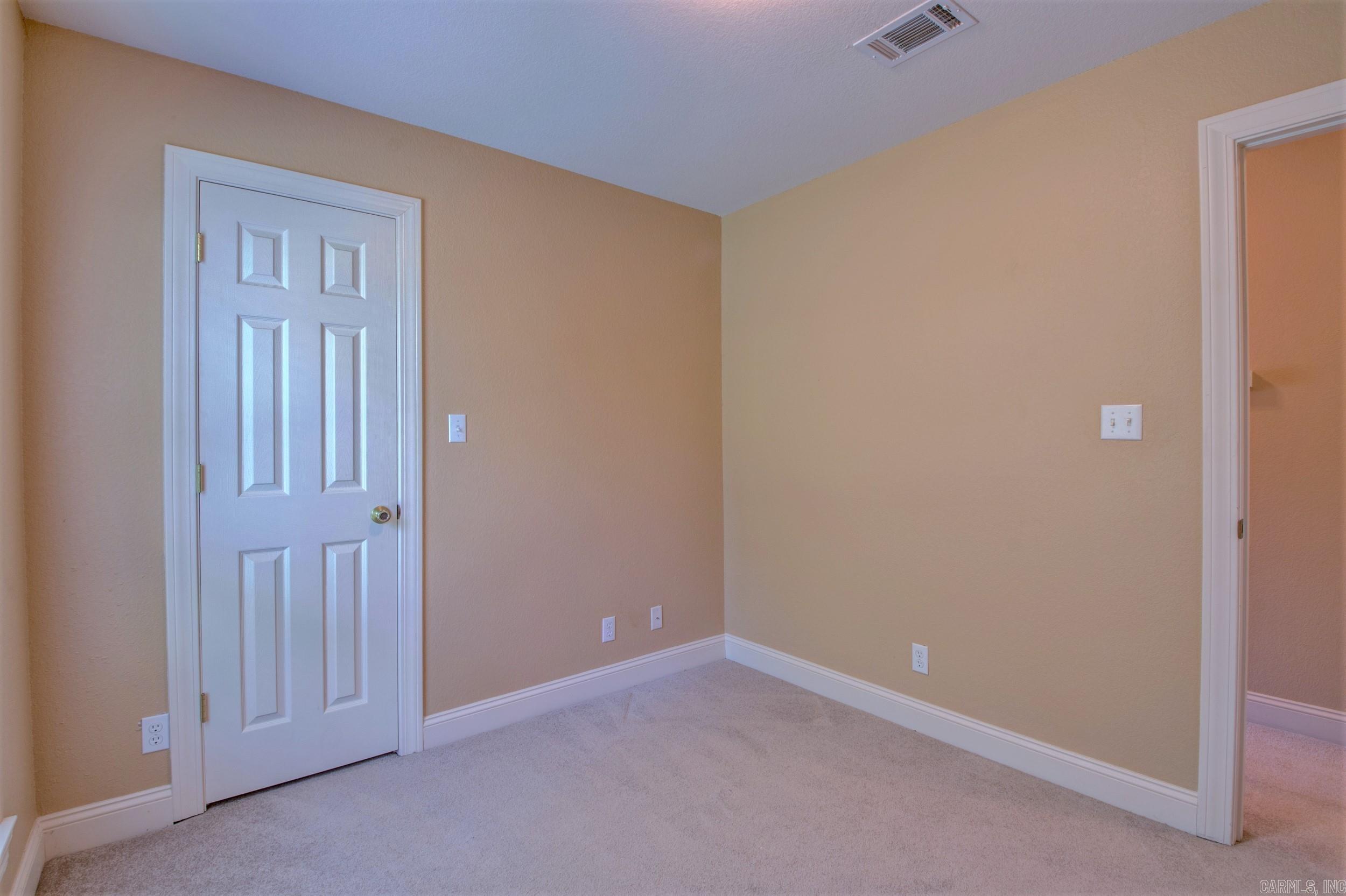 SILVER LEAF - Residential