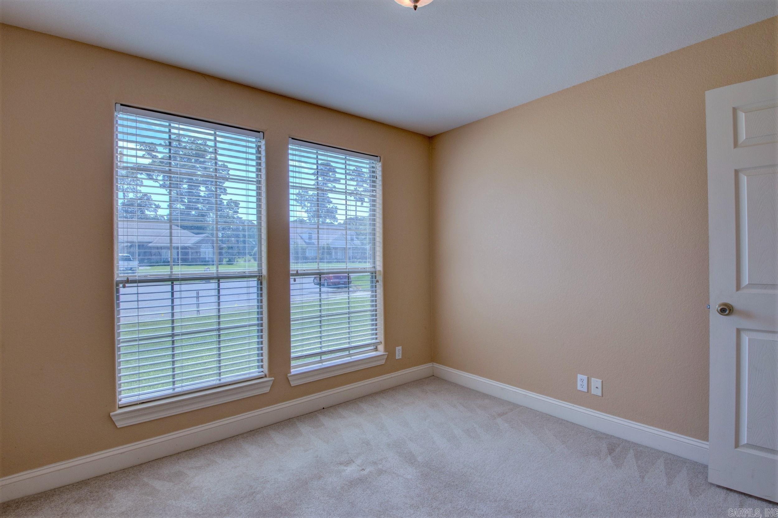 SILVER LEAF - Residential