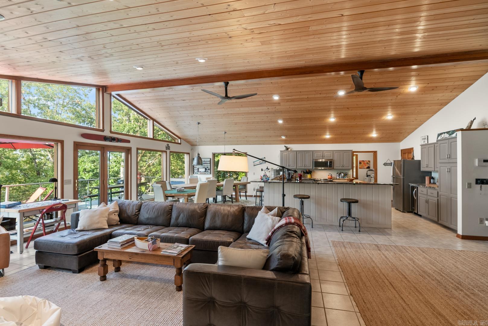 Diamond Bluff Lakefront - Residential