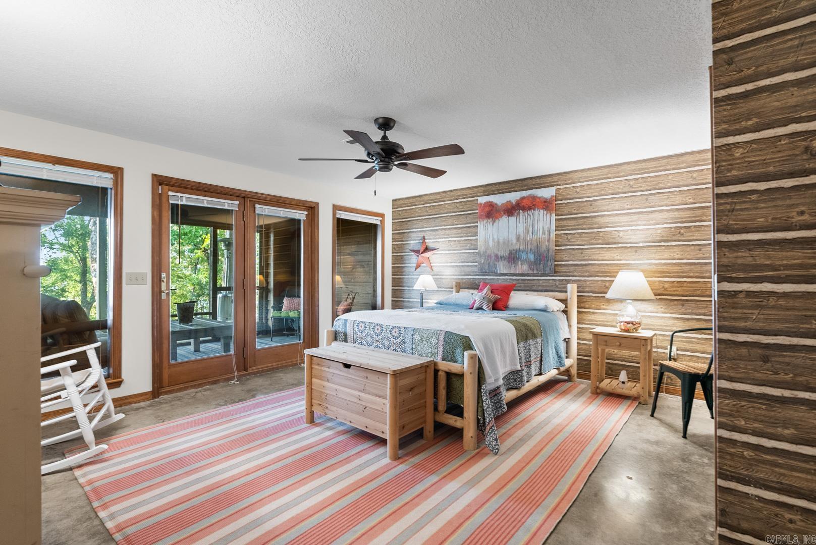 Diamond Bluff Lakefront - Residential