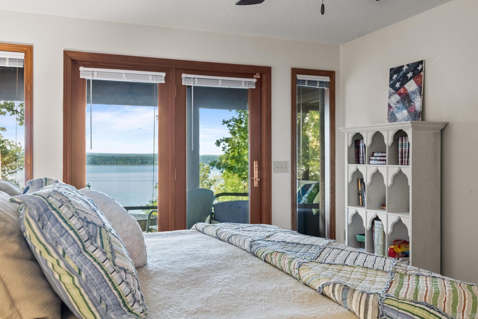 Diamond Bluff Lakefront - Residential