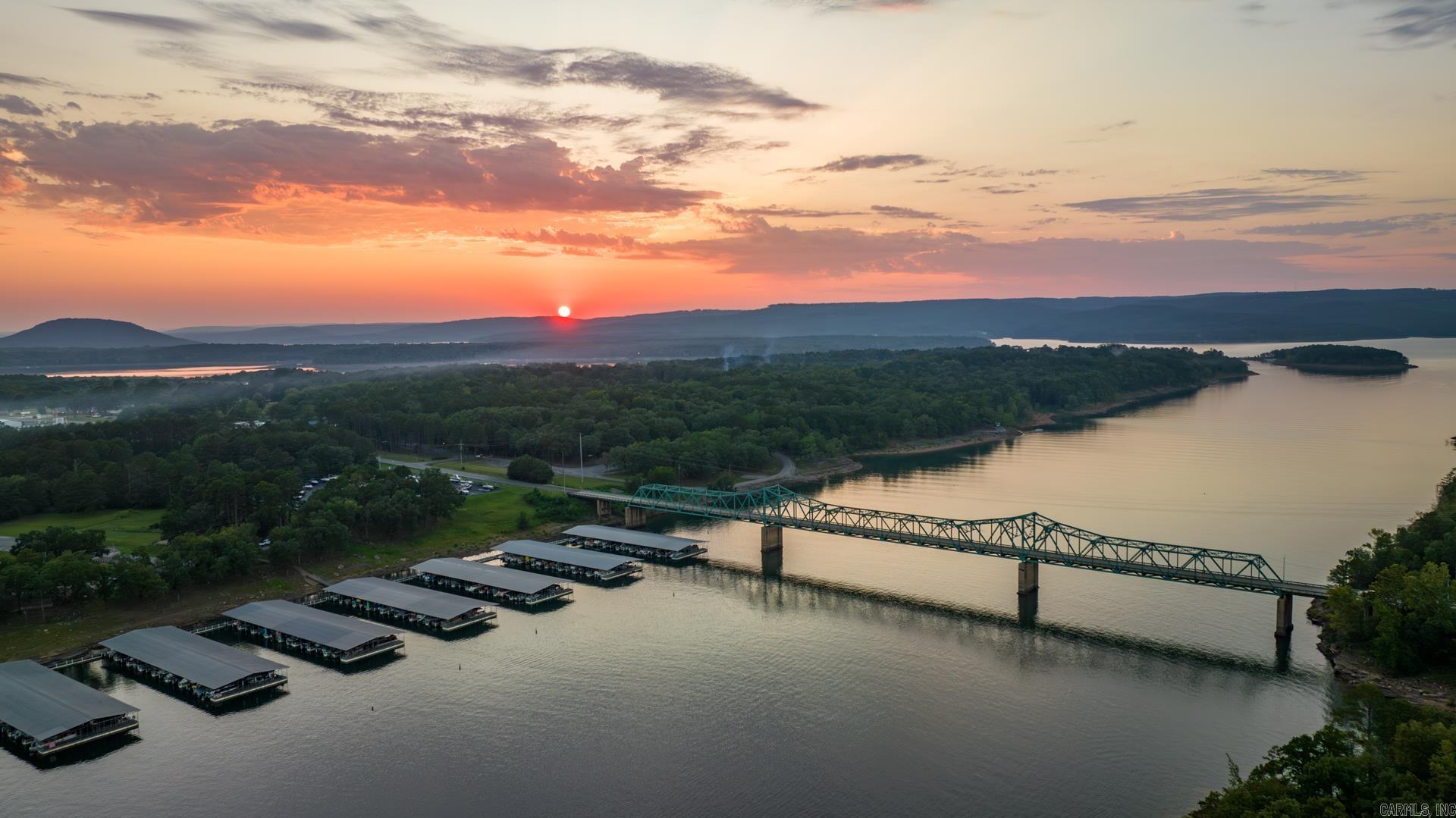 Diamond Bluff Lakefront - Residential