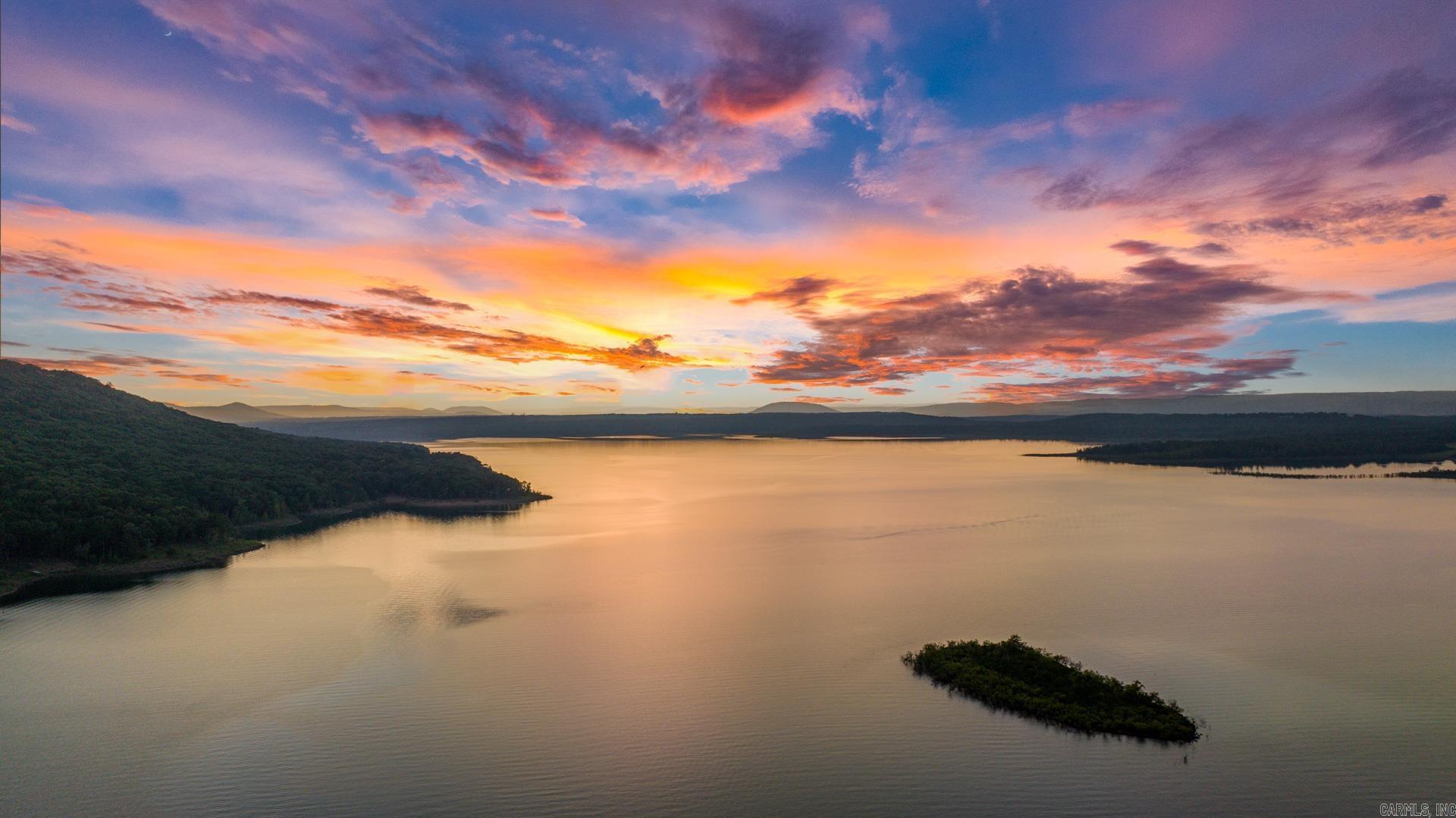 Diamond Bluff Lakefront - Residential