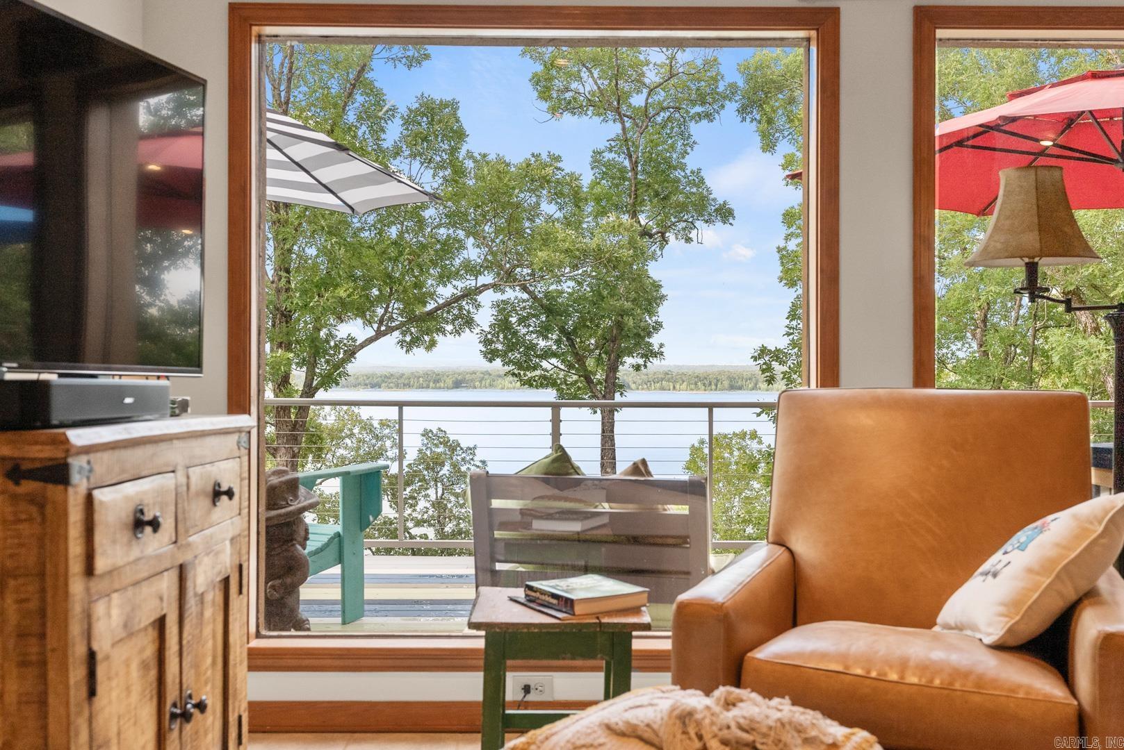 Diamond Bluff Lakefront - Residential