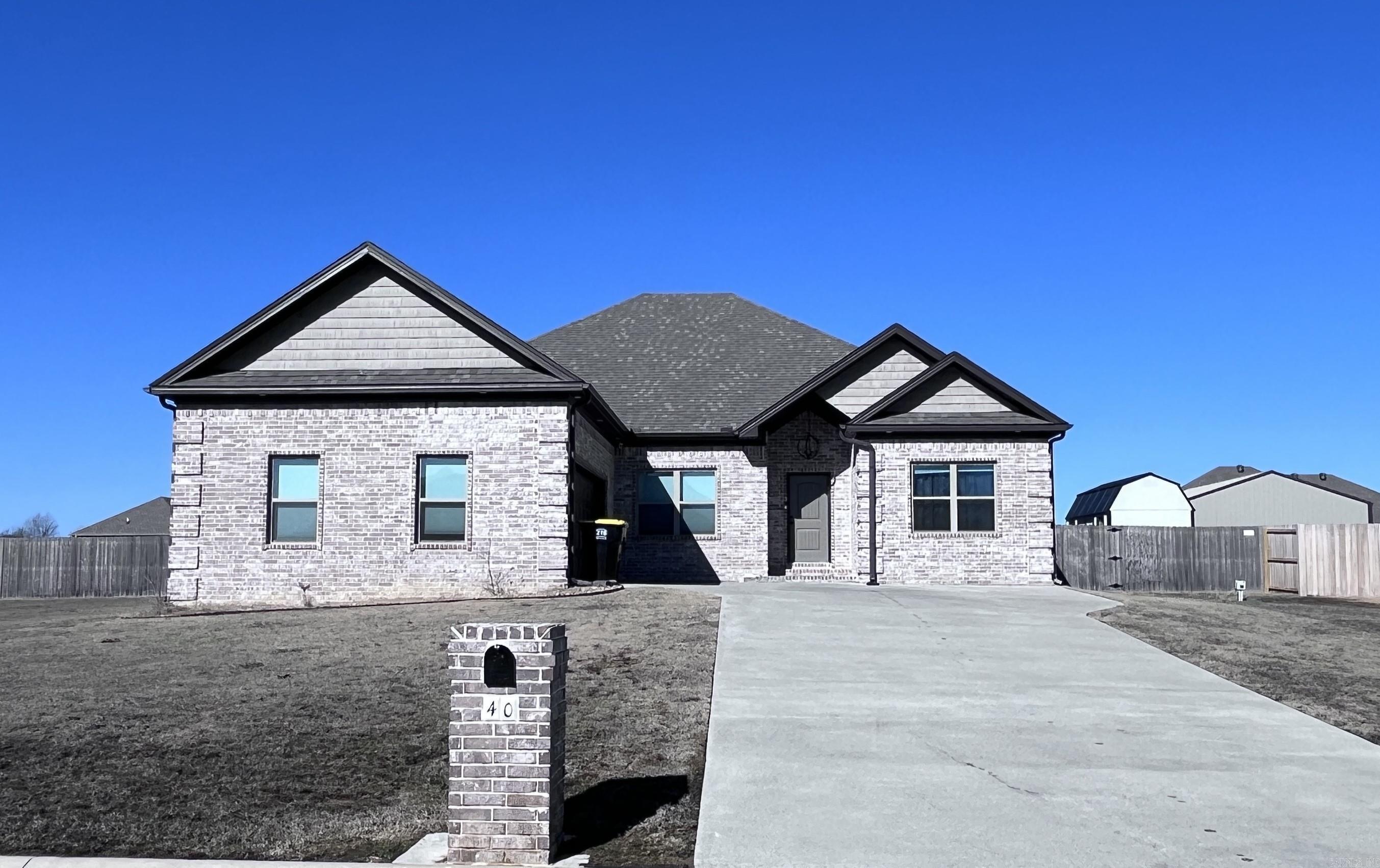 MOUNT TABOR ESTATES - Residential Lease