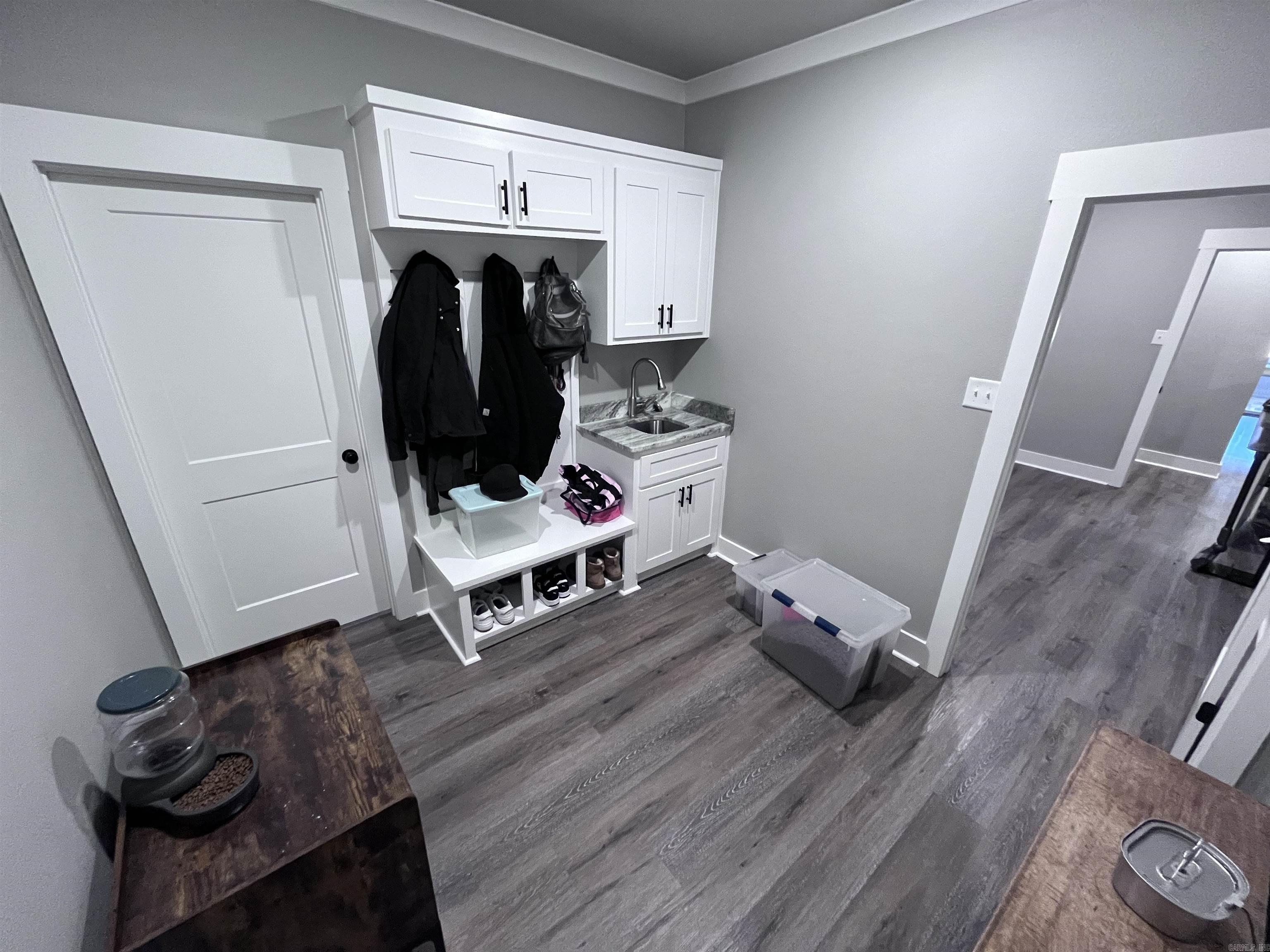 MOUNT TABOR ESTATES - Residential Lease