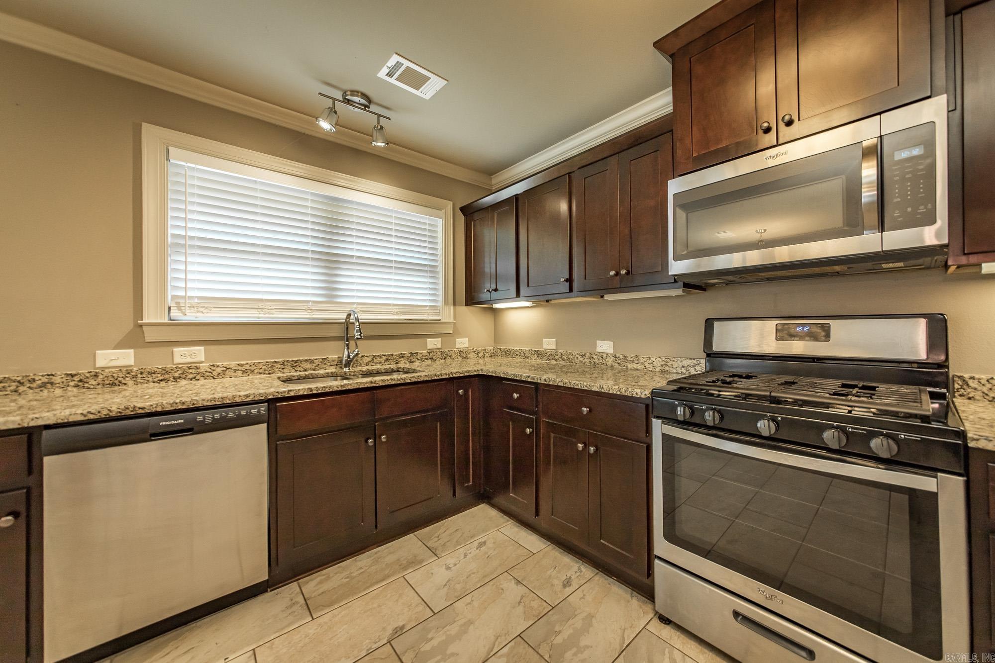 MILLERS GLENN - Residential