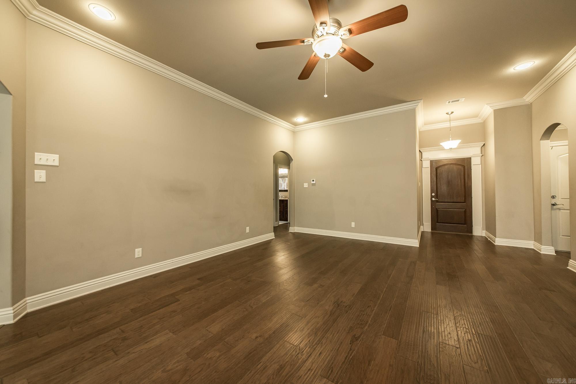 MILLERS GLENN - Residential