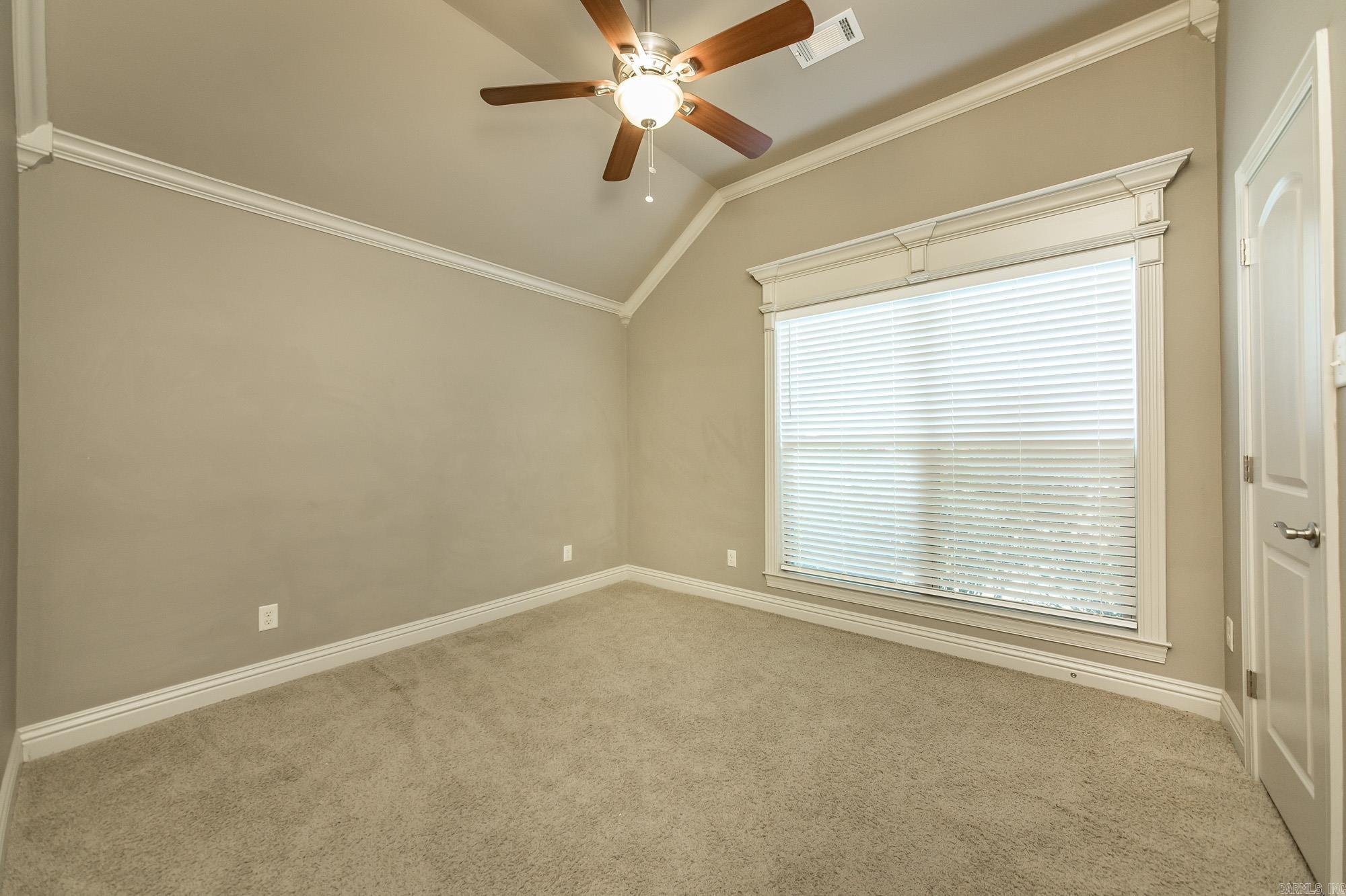 MILLERS GLENN - Residential