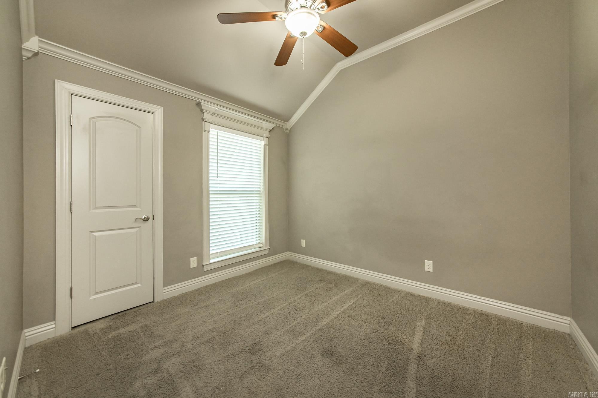 MILLERS GLENN - Residential