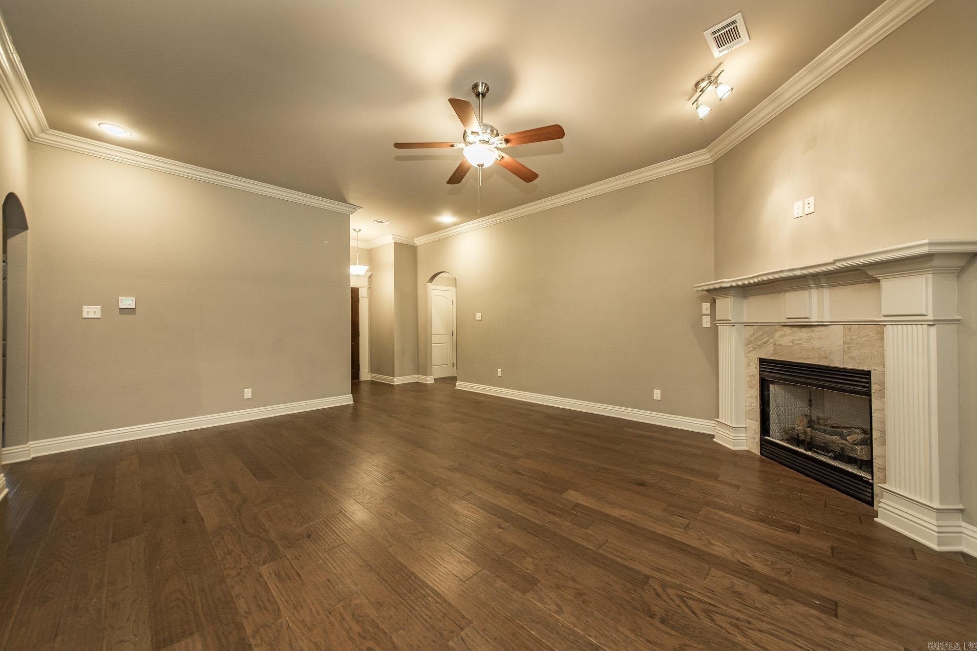 MILLERS GLENN - Residential