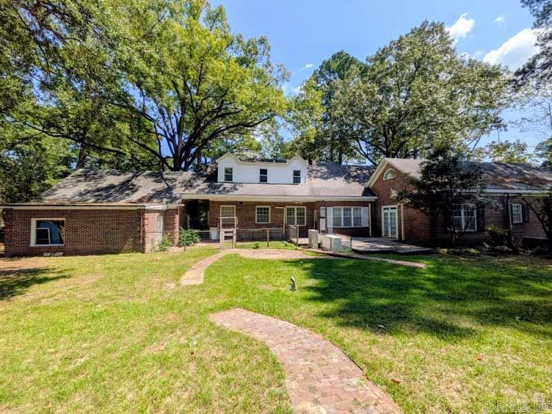 MIKE BERG LAKE - Residential