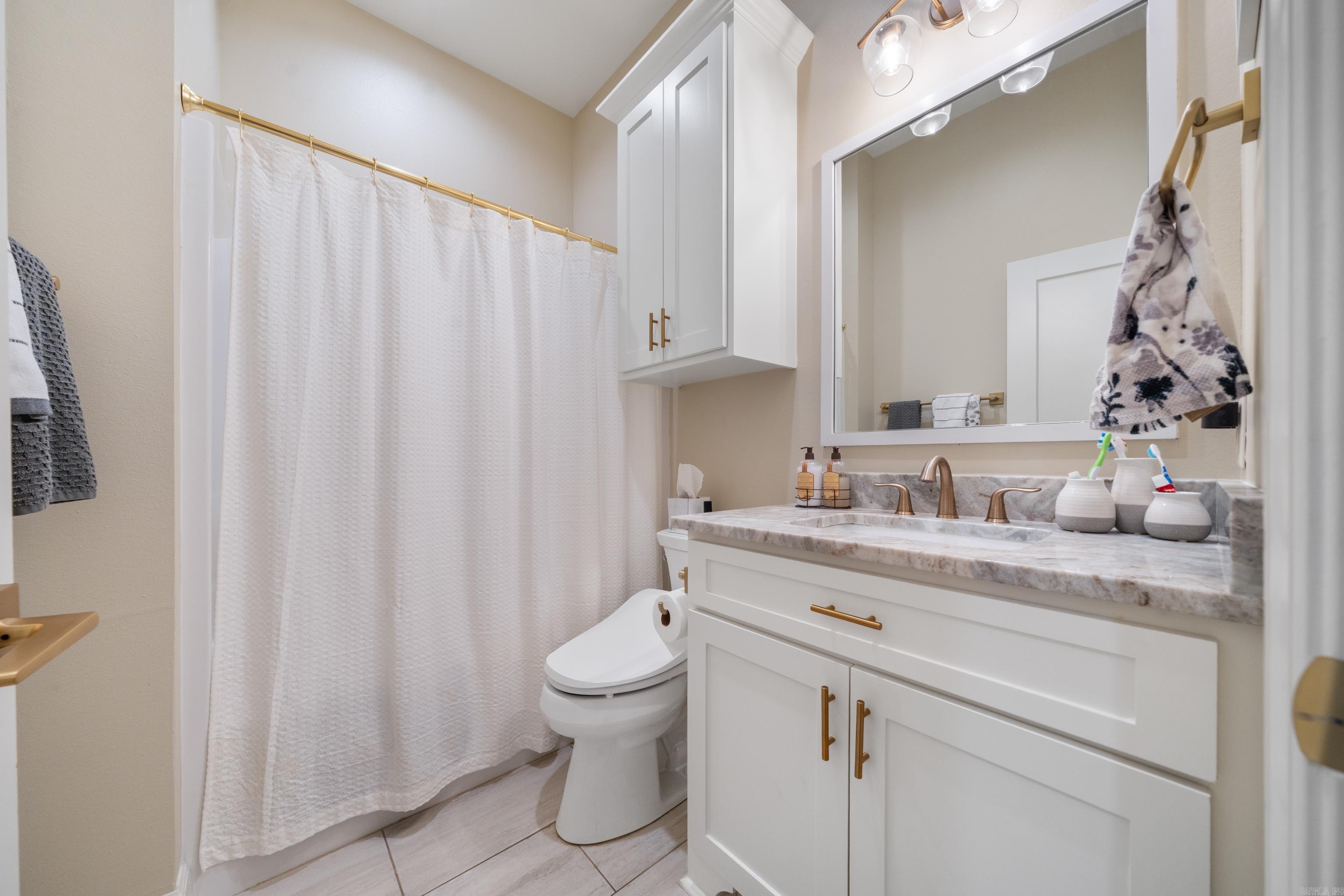 ARLINGTON PARK - Residential