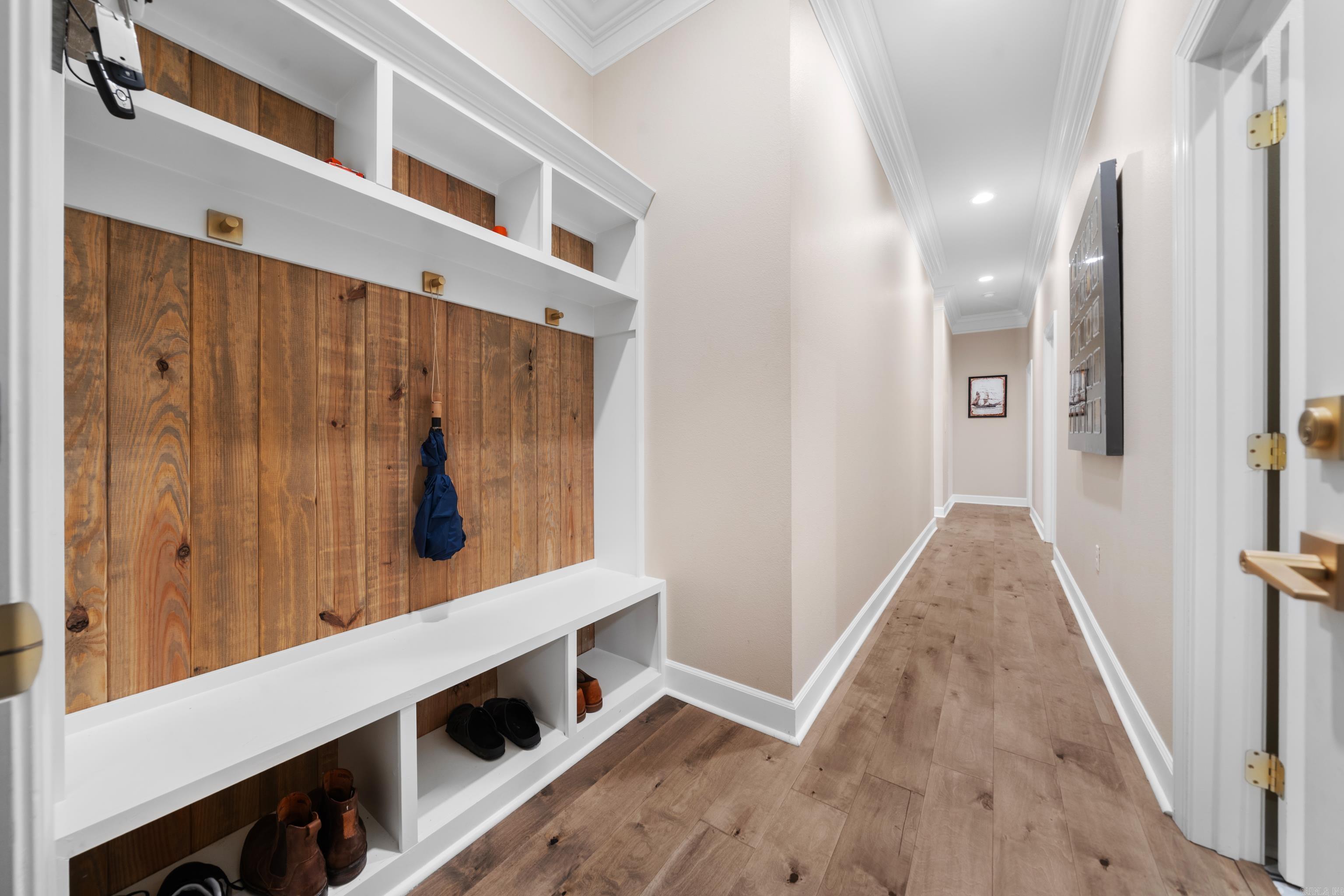 ARLINGTON PARK - Residential