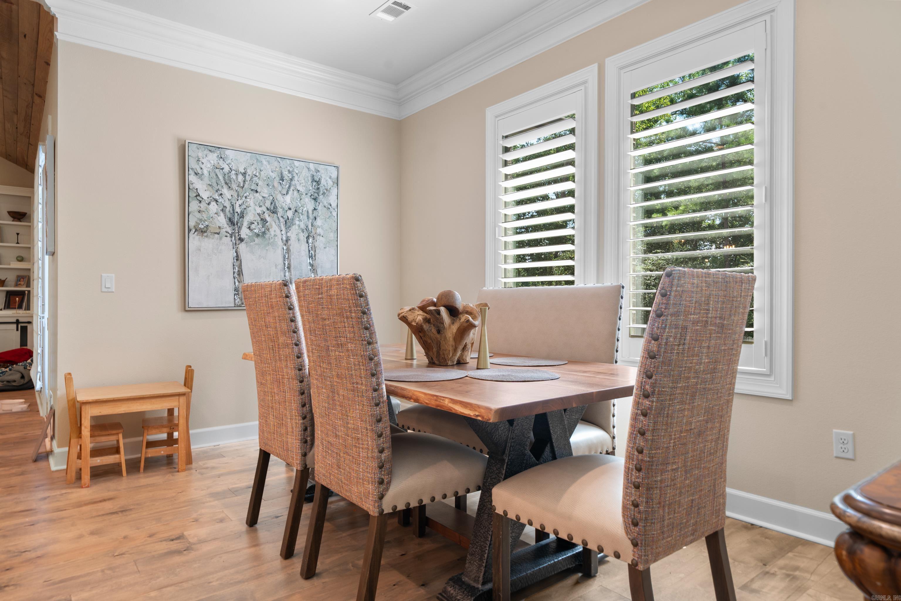 ARLINGTON PARK - Residential