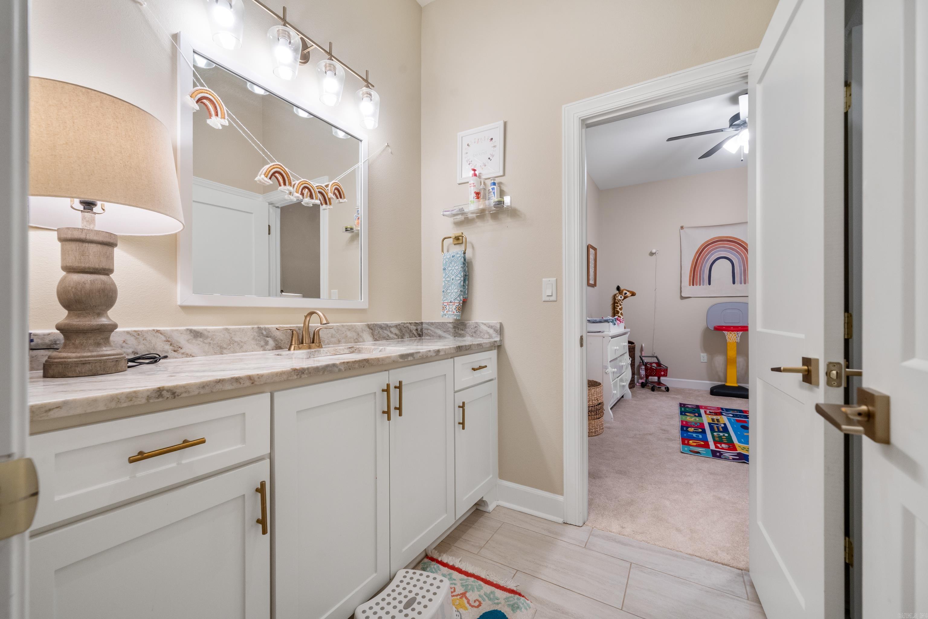 ARLINGTON PARK - Residential