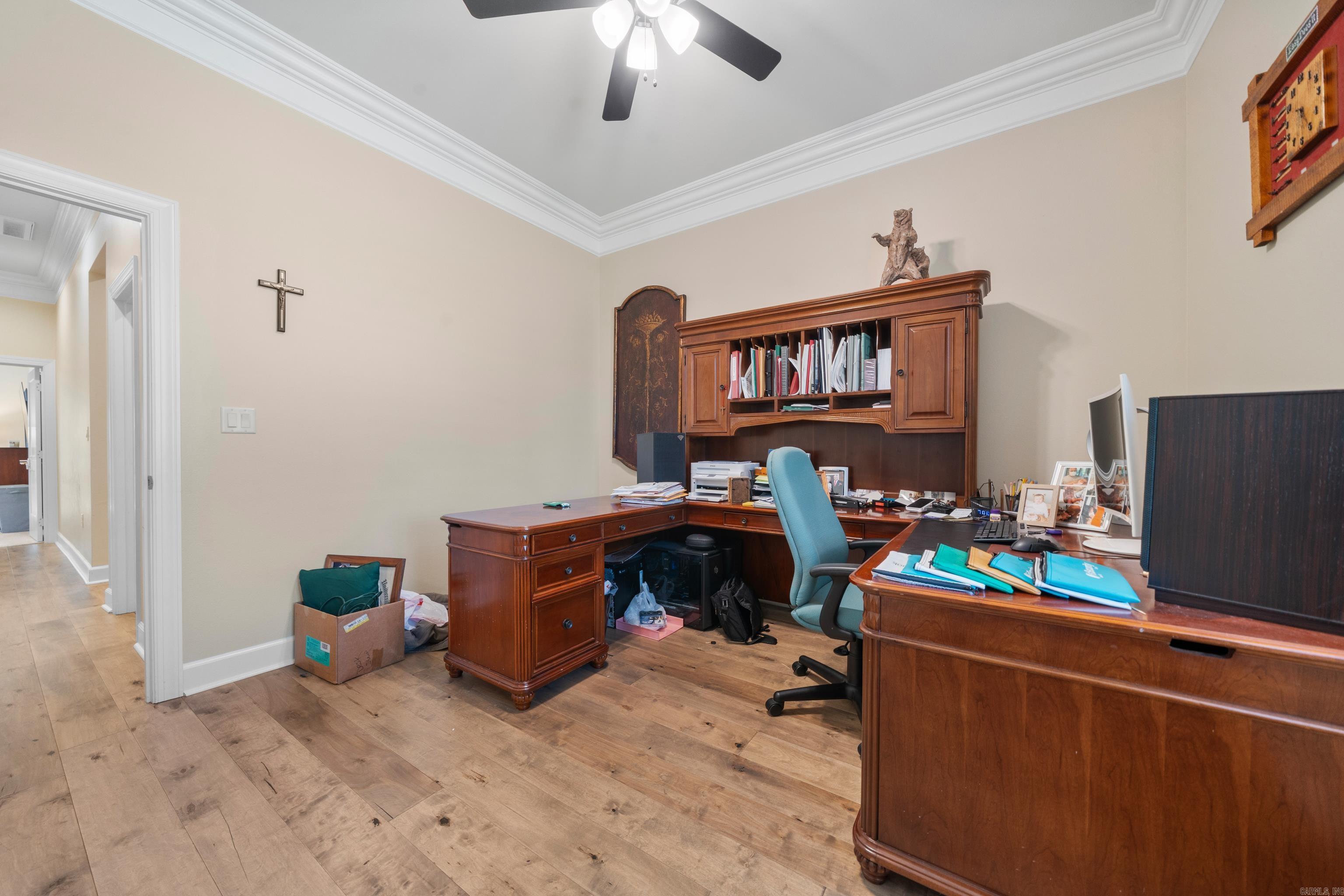 ARLINGTON PARK - Residential