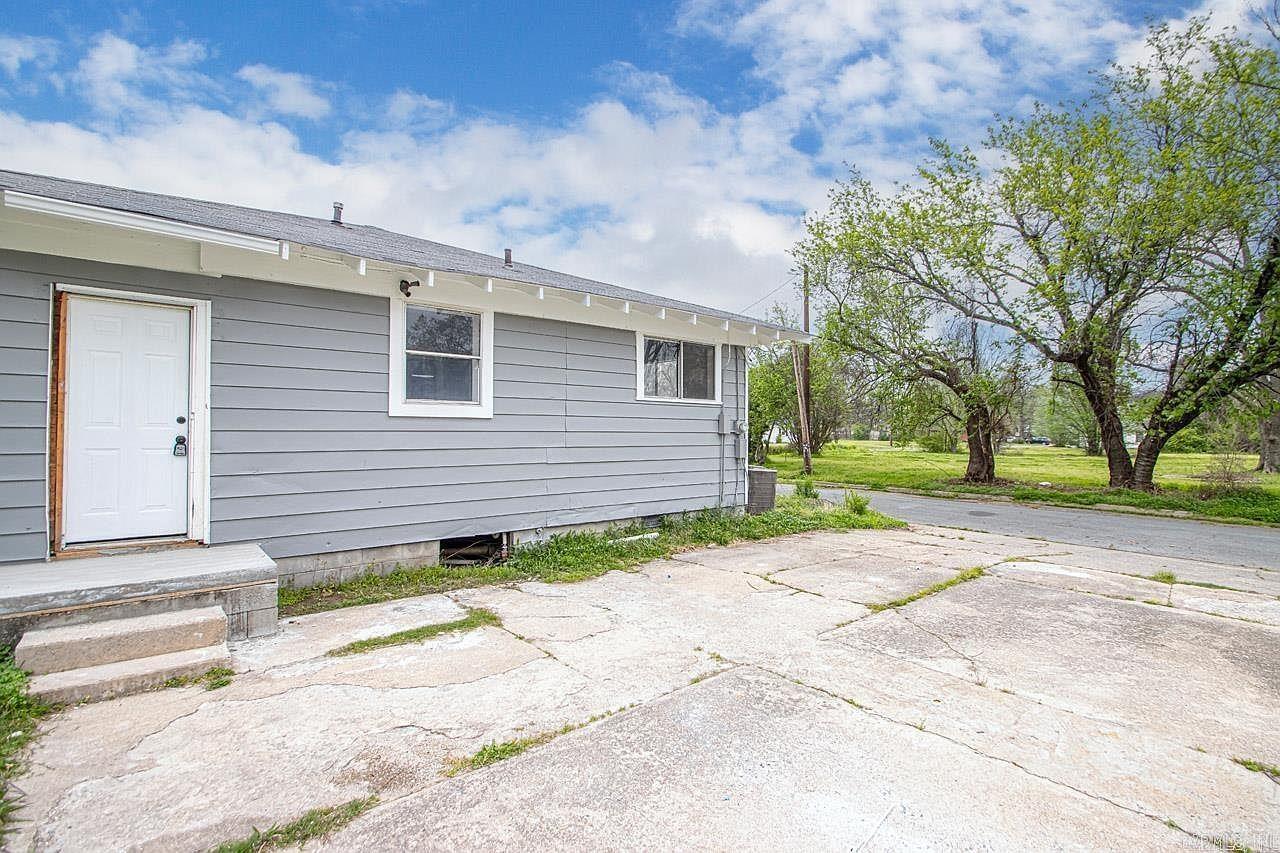Industrial - Residential Lease