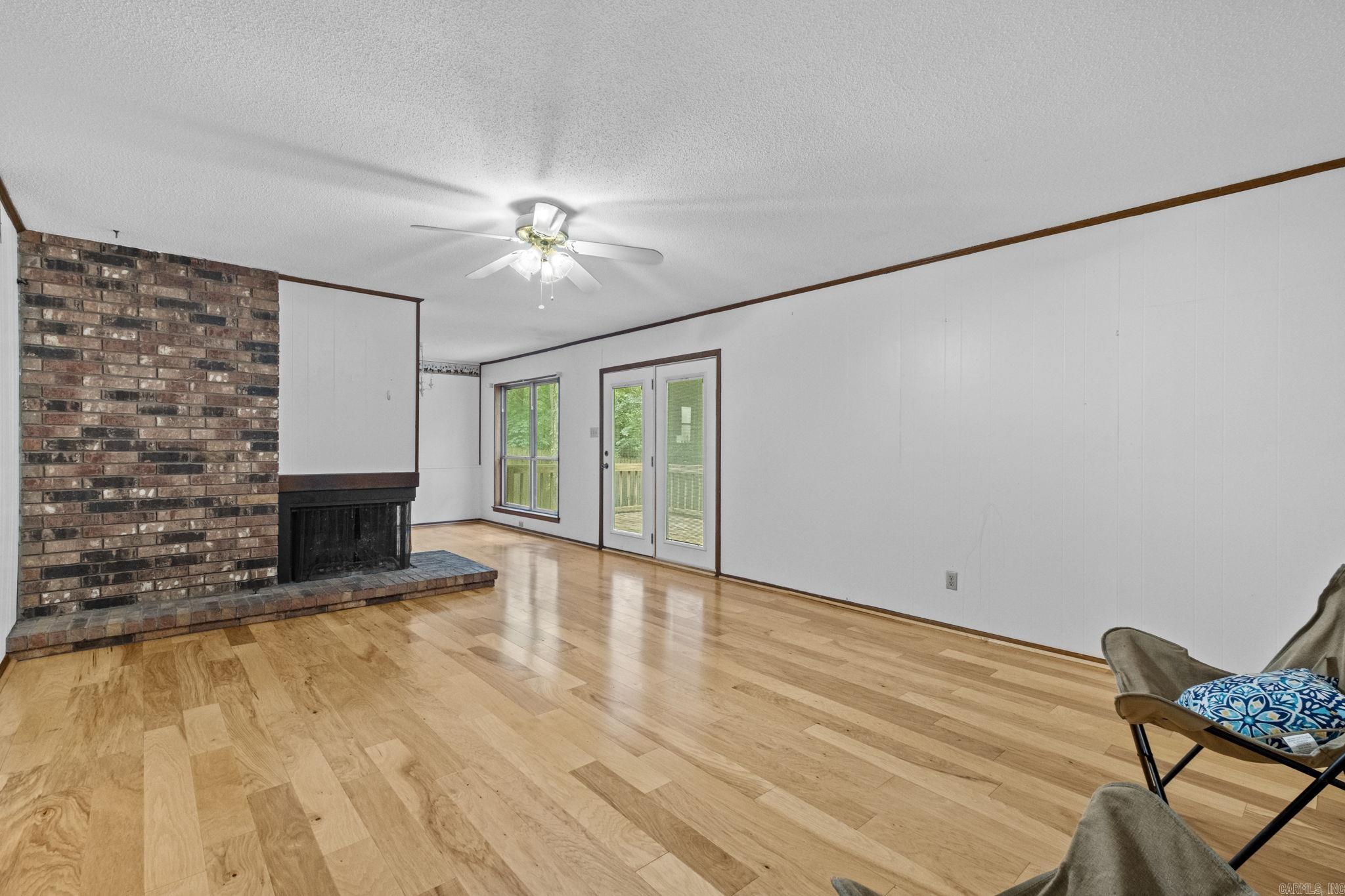 TARA MOUNT - Residential