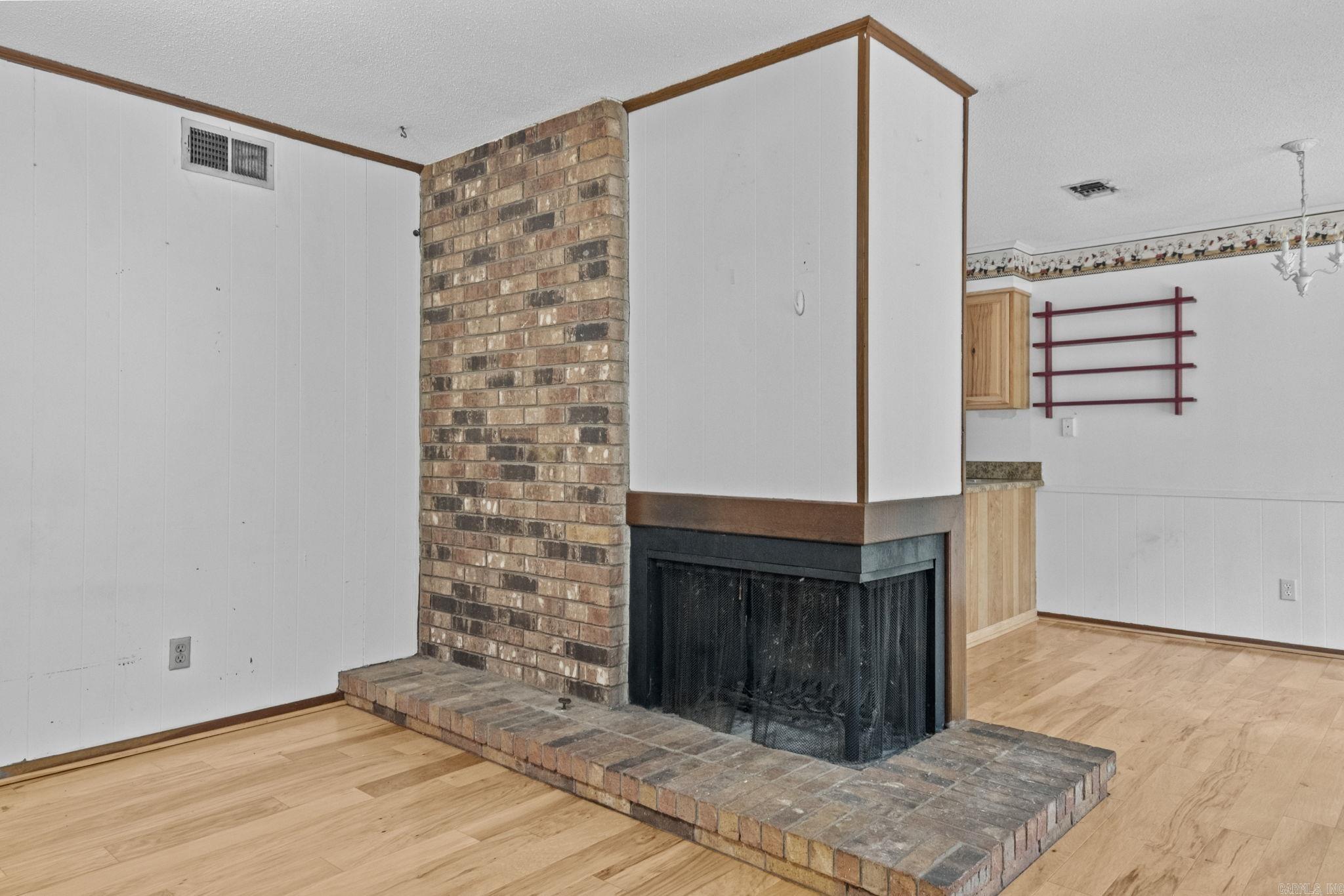 TARA MOUNT - Residential