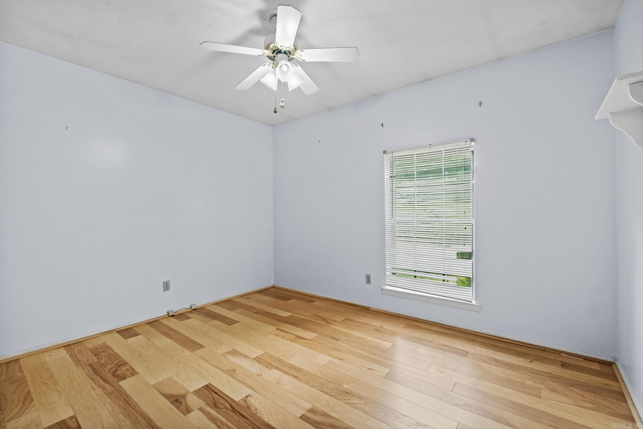 TARA MOUNT - Residential