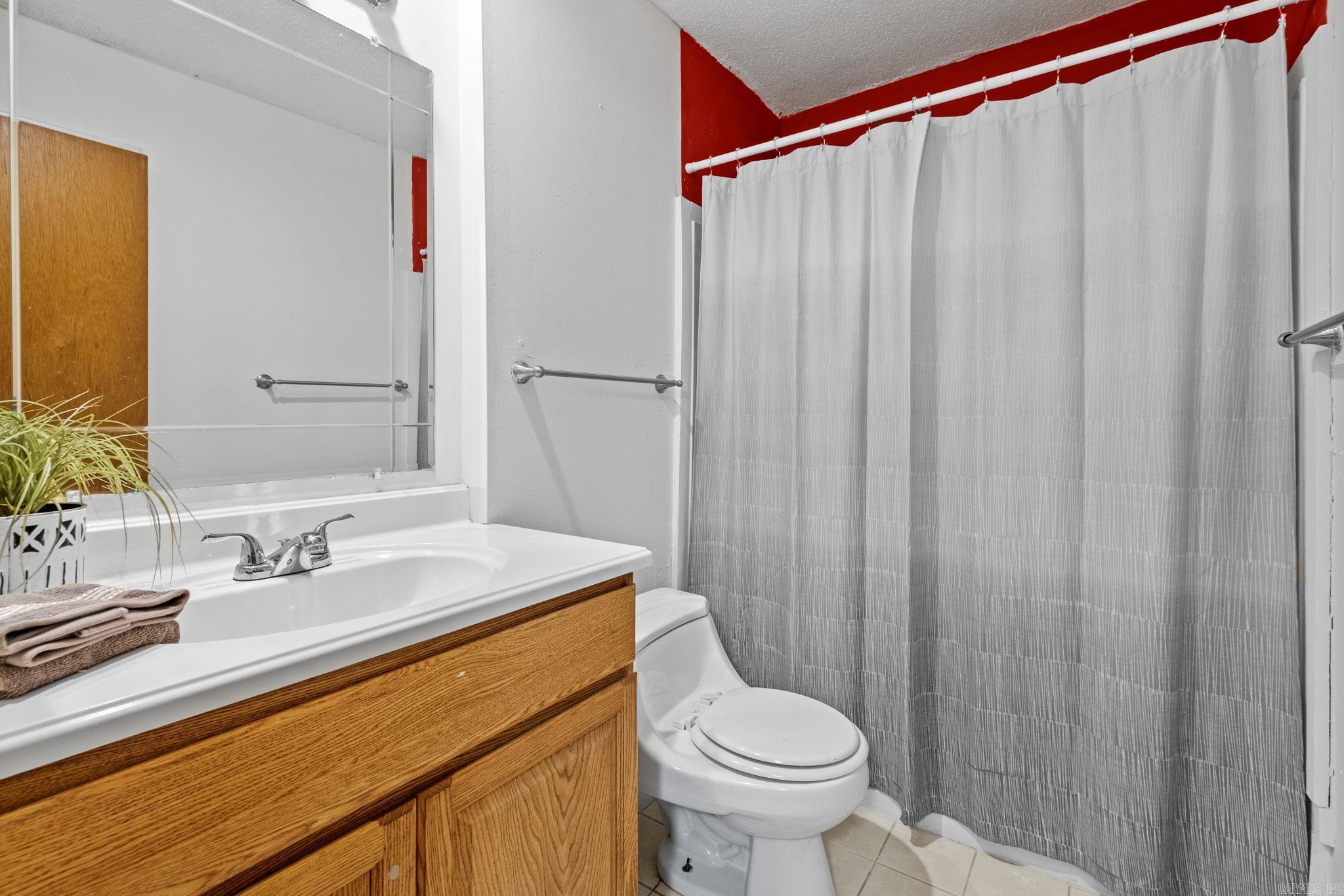 TARA MOUNT - Residential